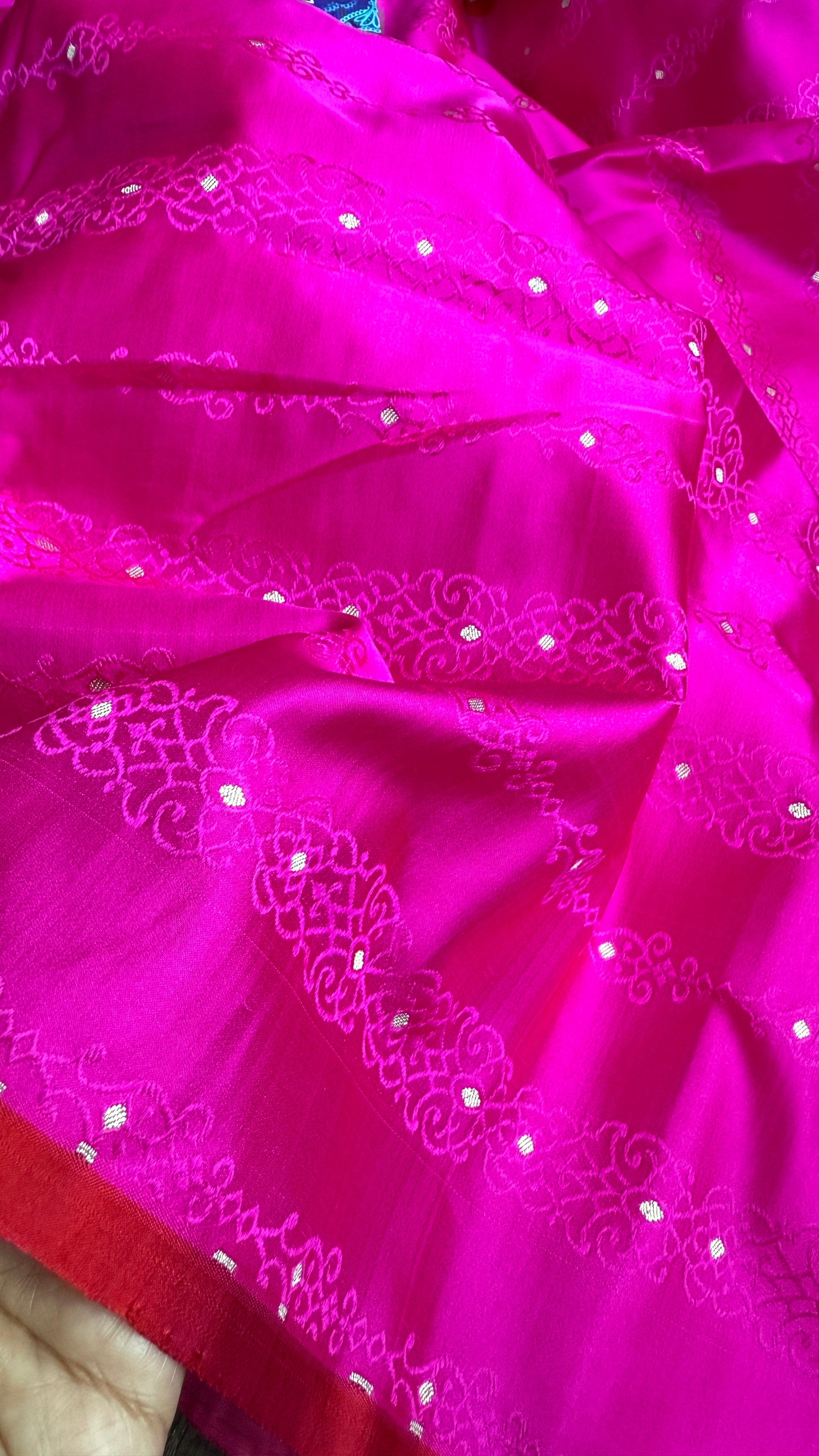 Pure Silk Tanchoi Banarasi - Hot Pink Borderless