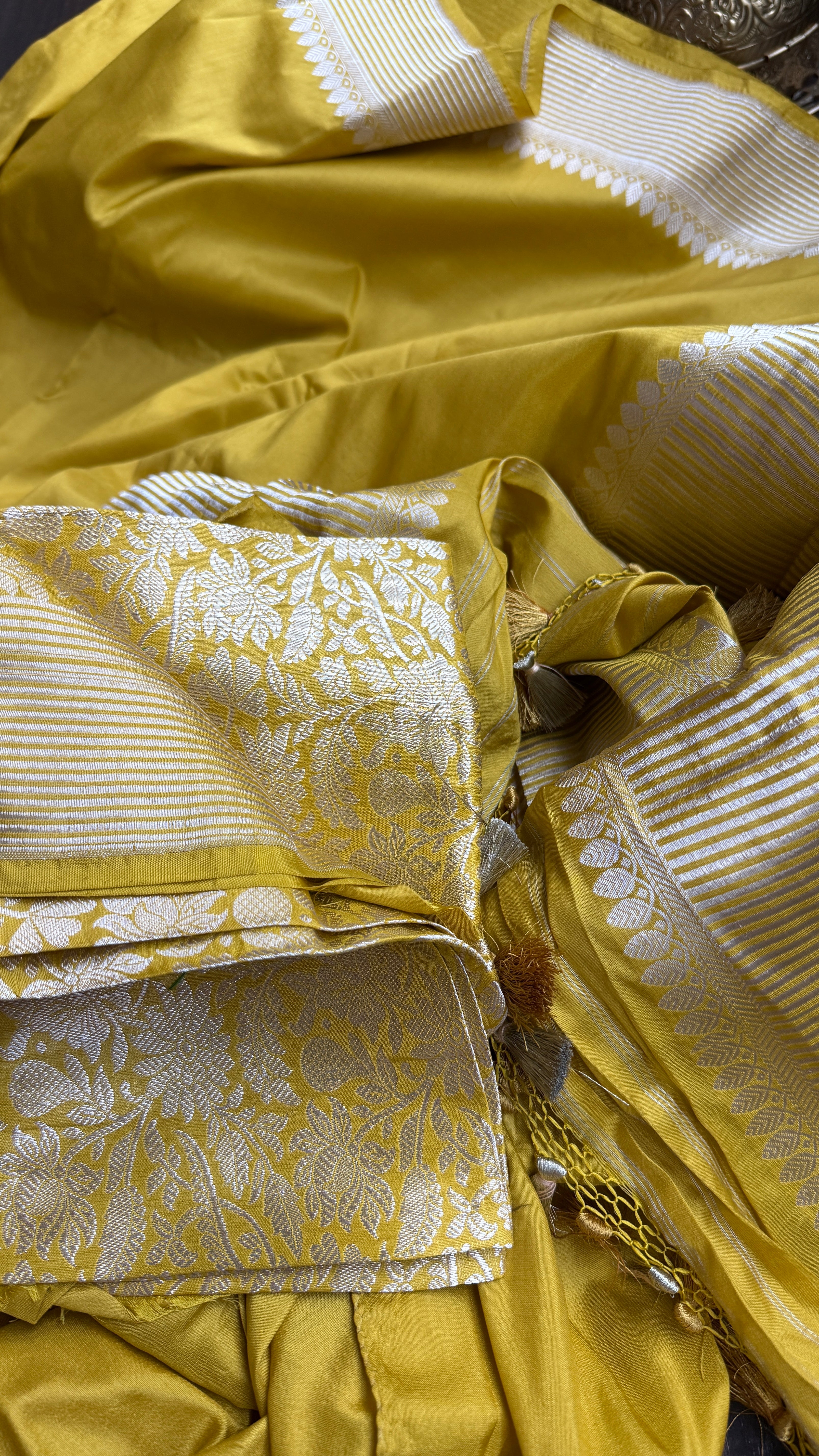 Pure Katan Silk Kadhua Banarasi - Lemon Ochre Yellow