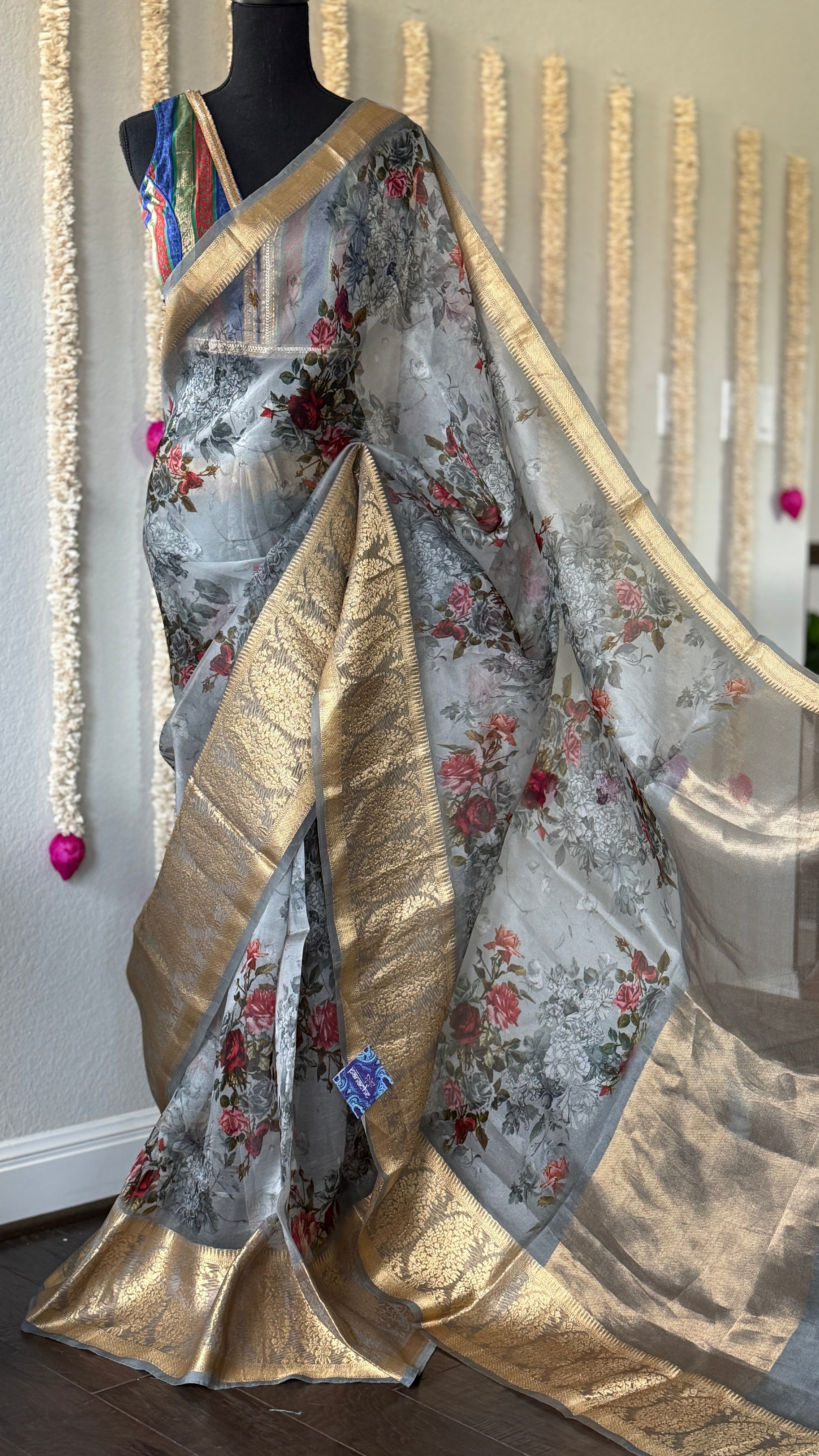 Organza Banarasi Floral - Light Grey Kadwa