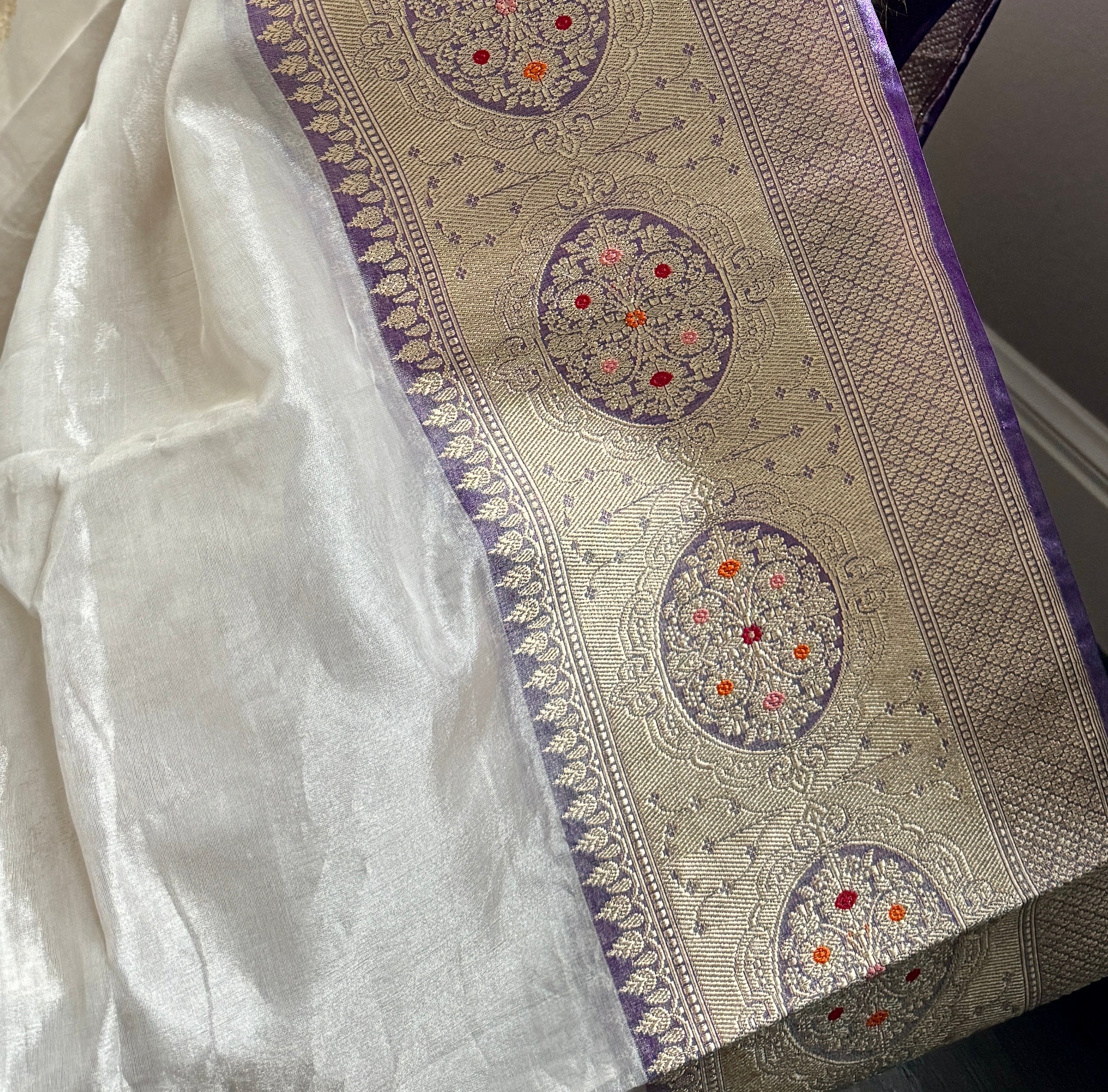 Pure Tissue Kora Silk Banarasi - Cream Purple