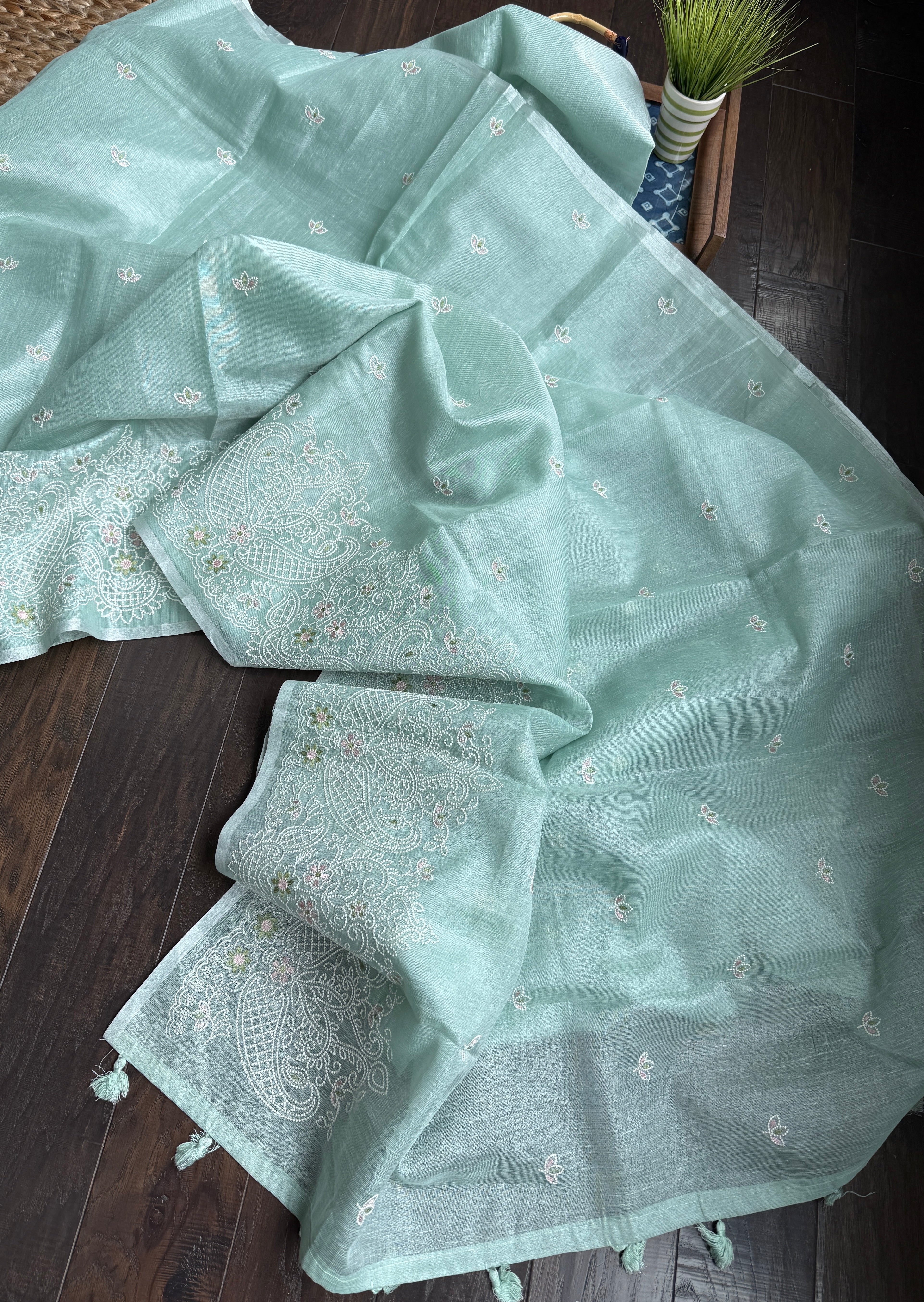 Tissue Linen - Mint Embroidered