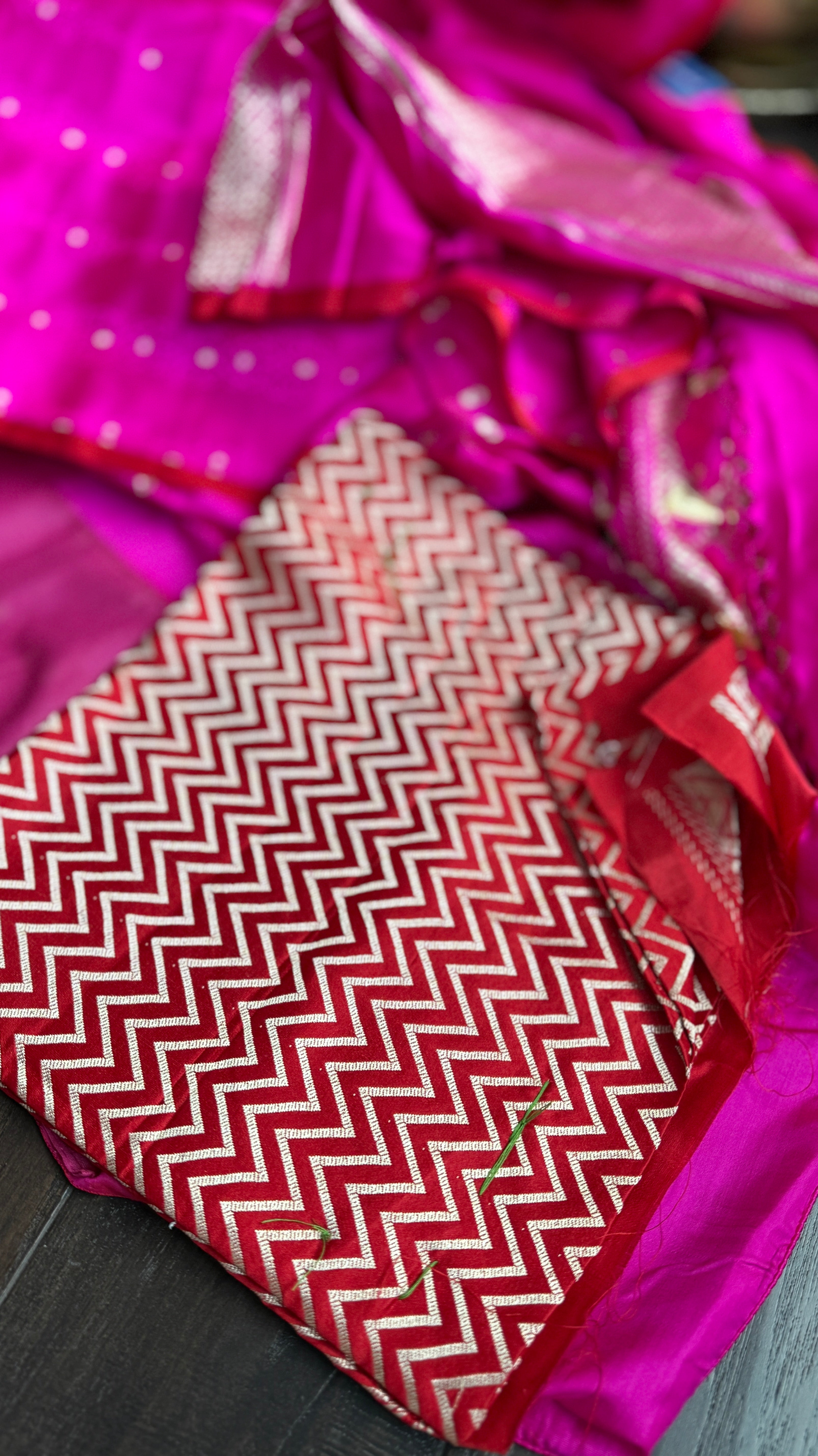 Pure Silk Tanchoi Banarasi - Hot Pink Borderless