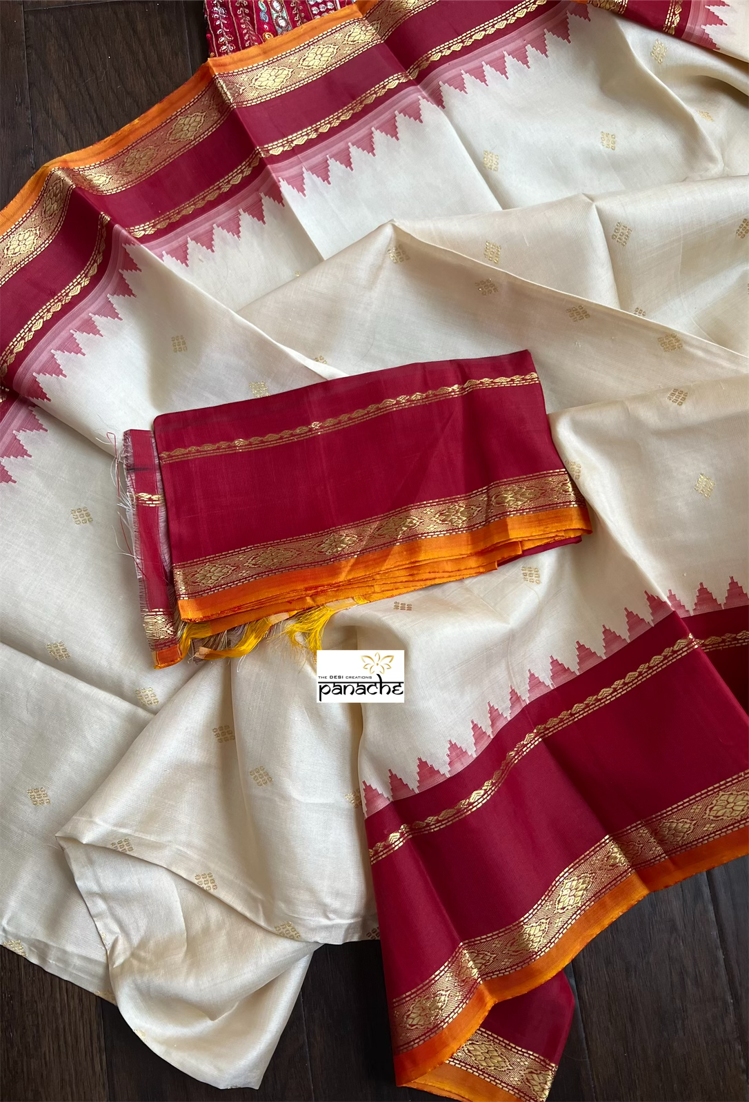 Pure Silk Gadwal - Beige Red