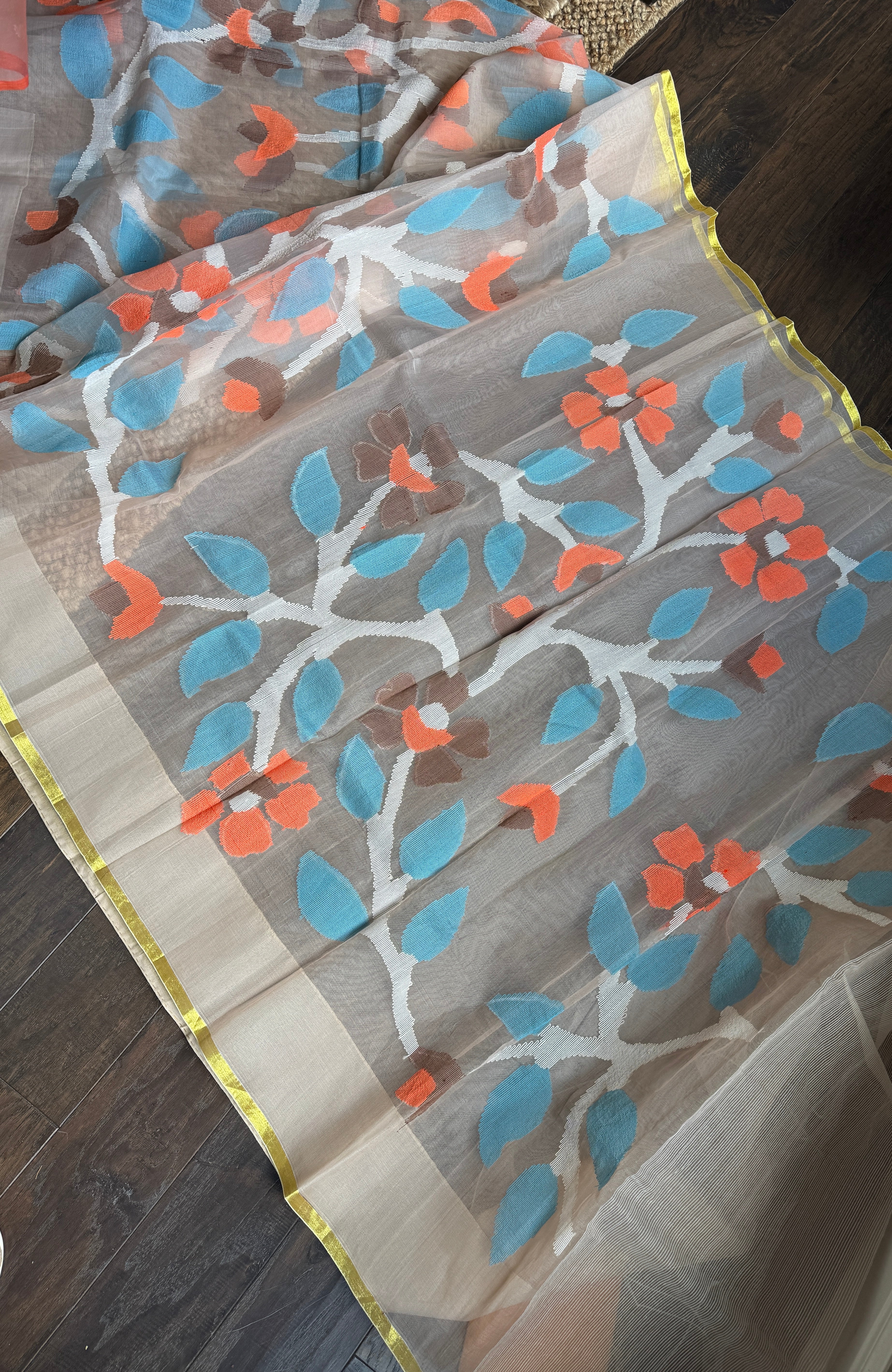 Muslin Jamdaani - Wheat color Golden Zari