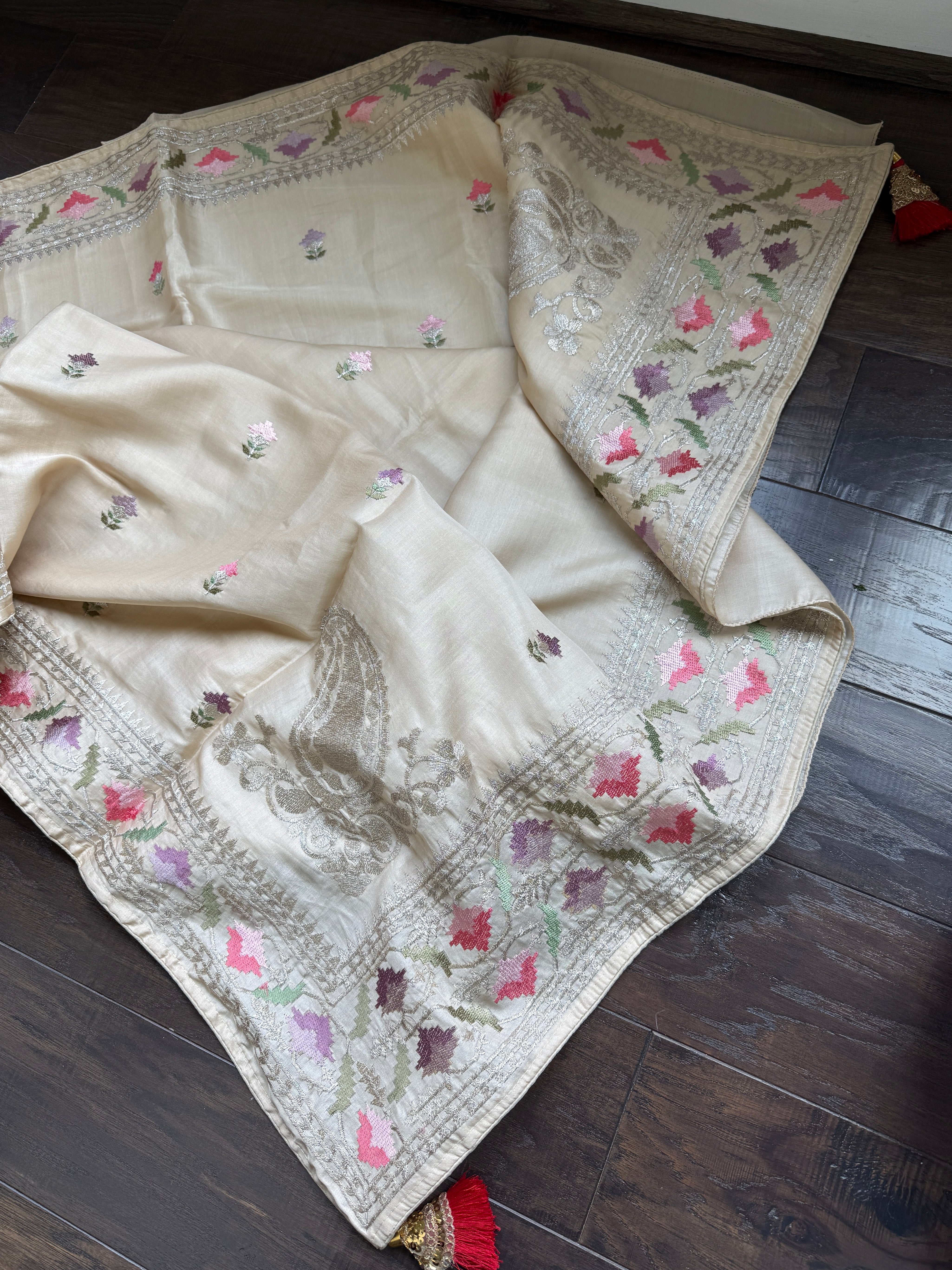 Designer Soft Silk Paithani - Beige Embroidered