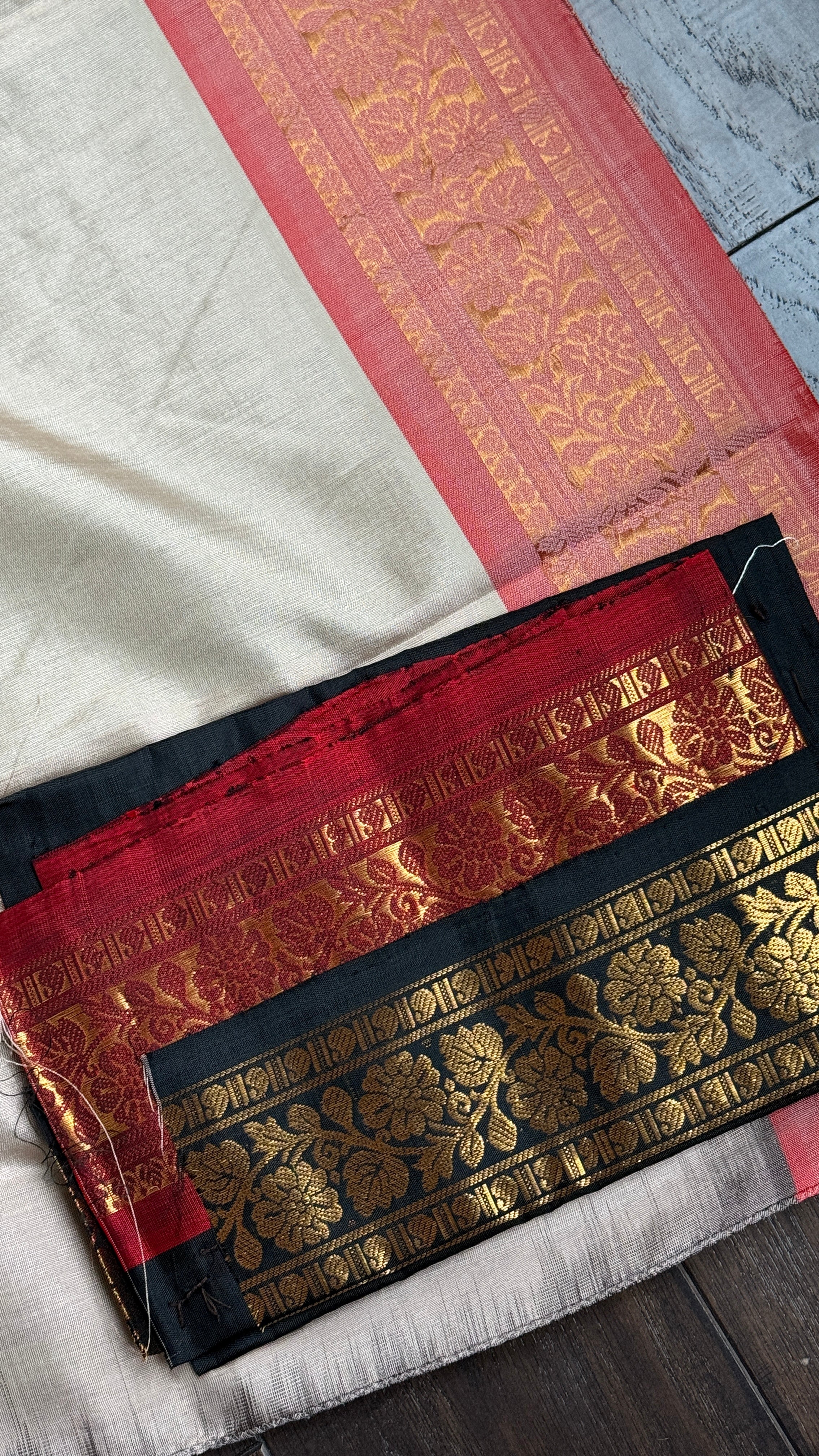 Pure Silk Gadwal - Tan Red Black Ganga Yamuna