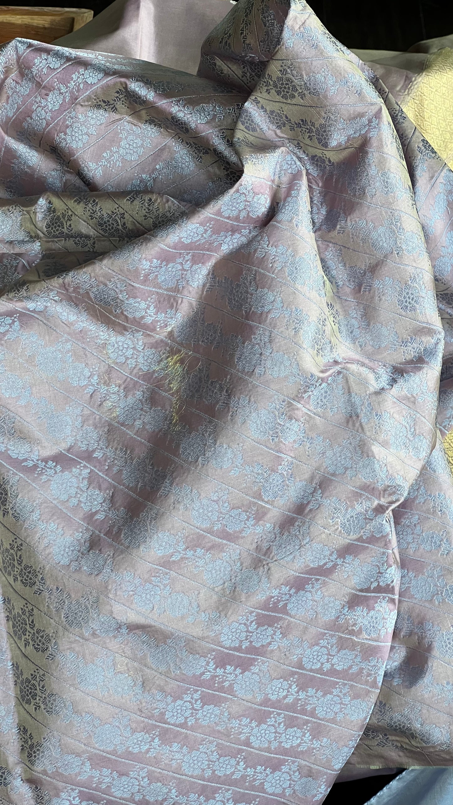 Pure Katan Silk Banarasi - Pastel Mauve Kadwa