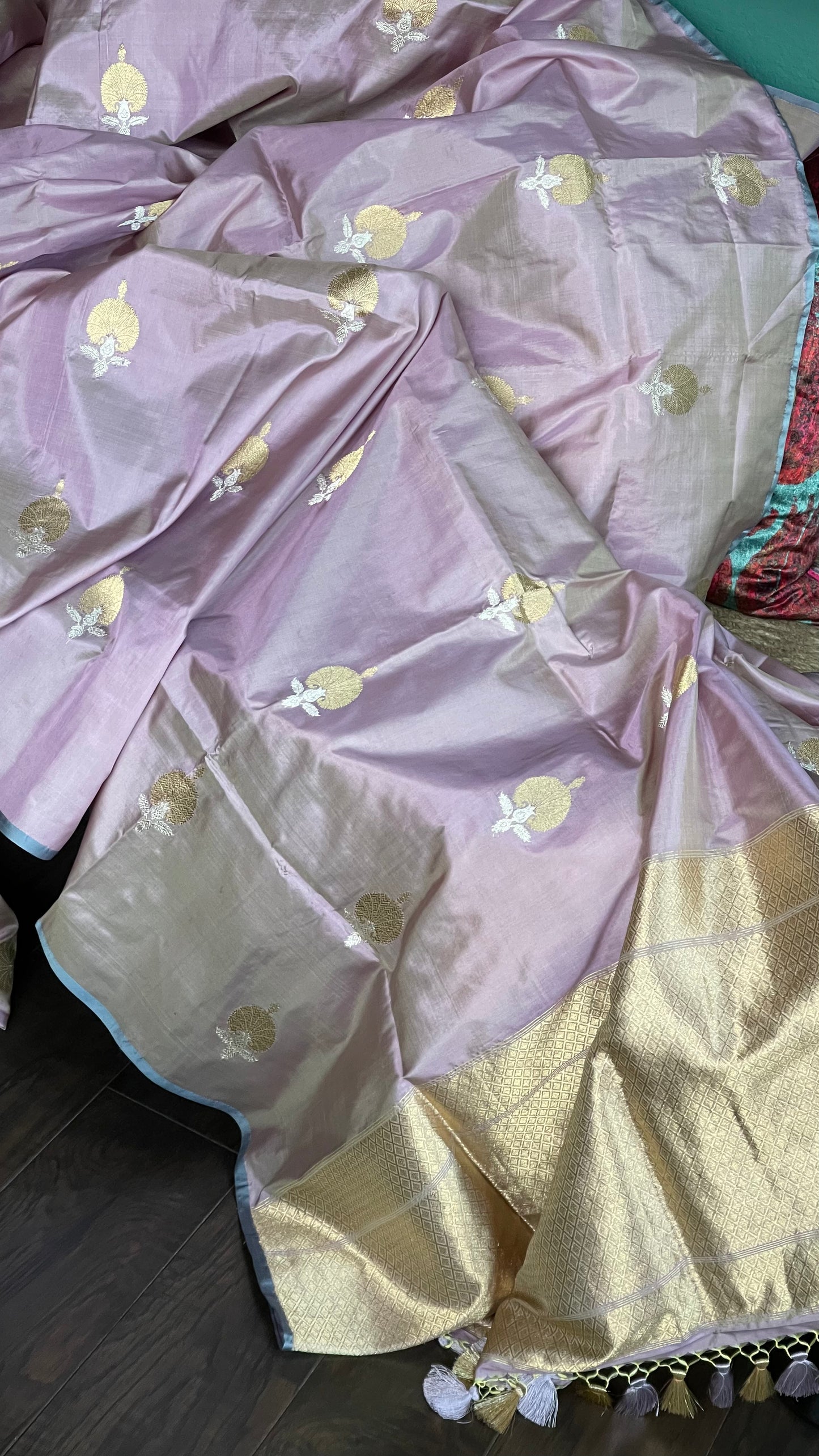 Pure Katan Silk Banarasi - Pastel Mauve Kadwa