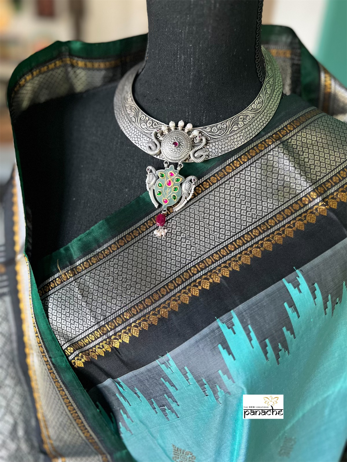Pure Silk Gadwal - Turquoise Black