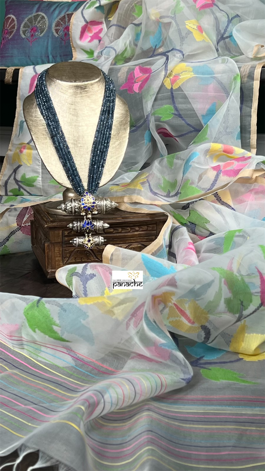 Muslin Tantuj Jamdaani- Off-White Jangla
