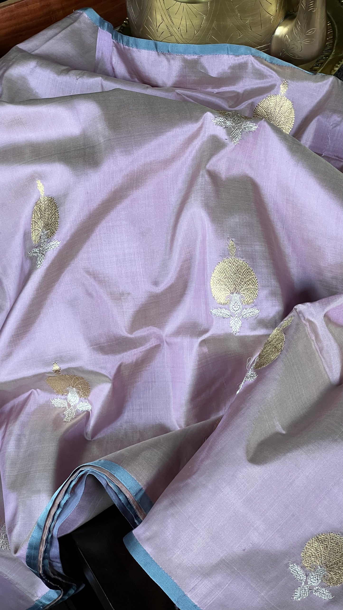 Pure Katan Silk Banarasi - Pastel Mauve Kadwa