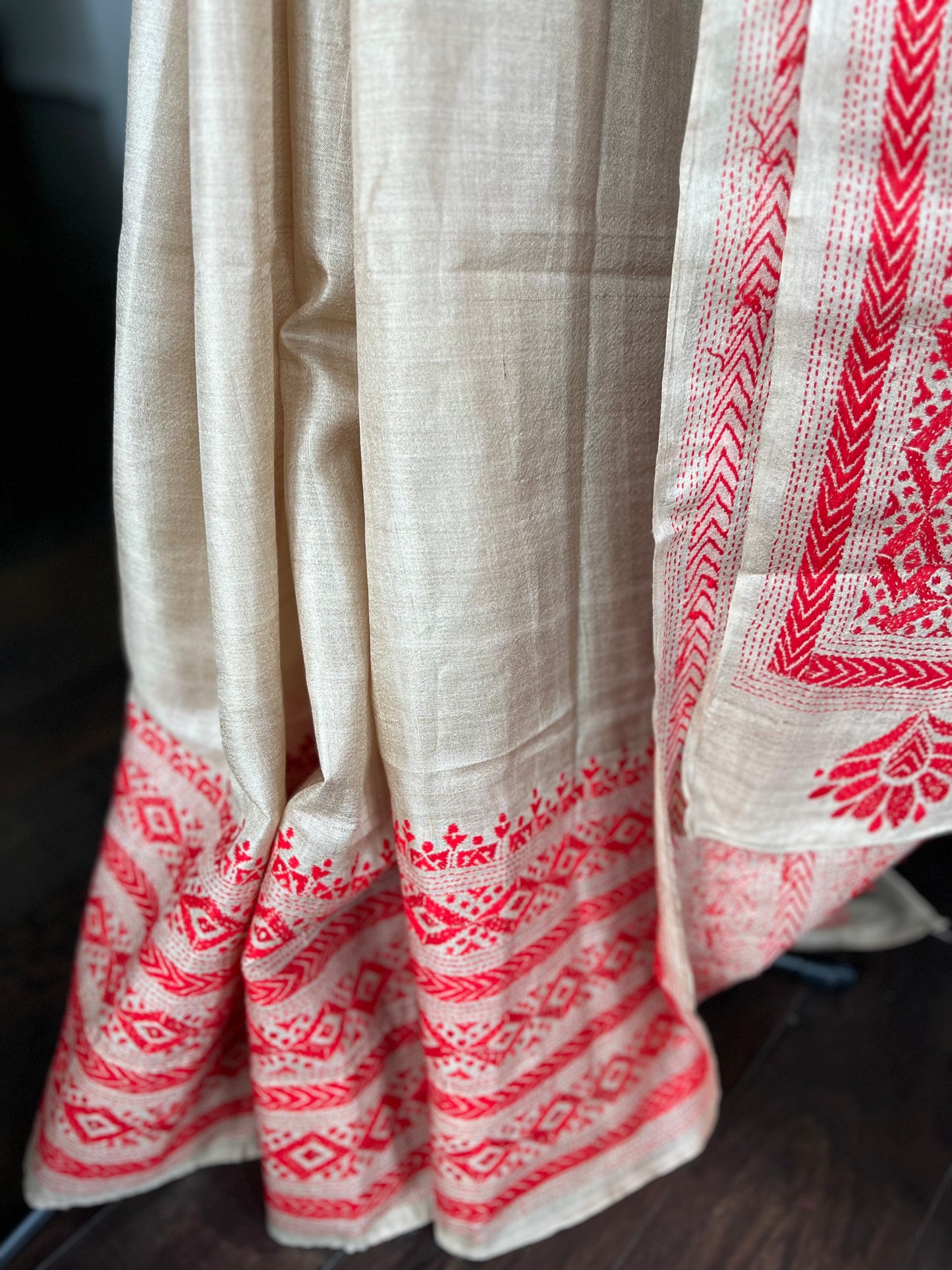 Pure Tussar Silk Kantha Stitch - Beige Red