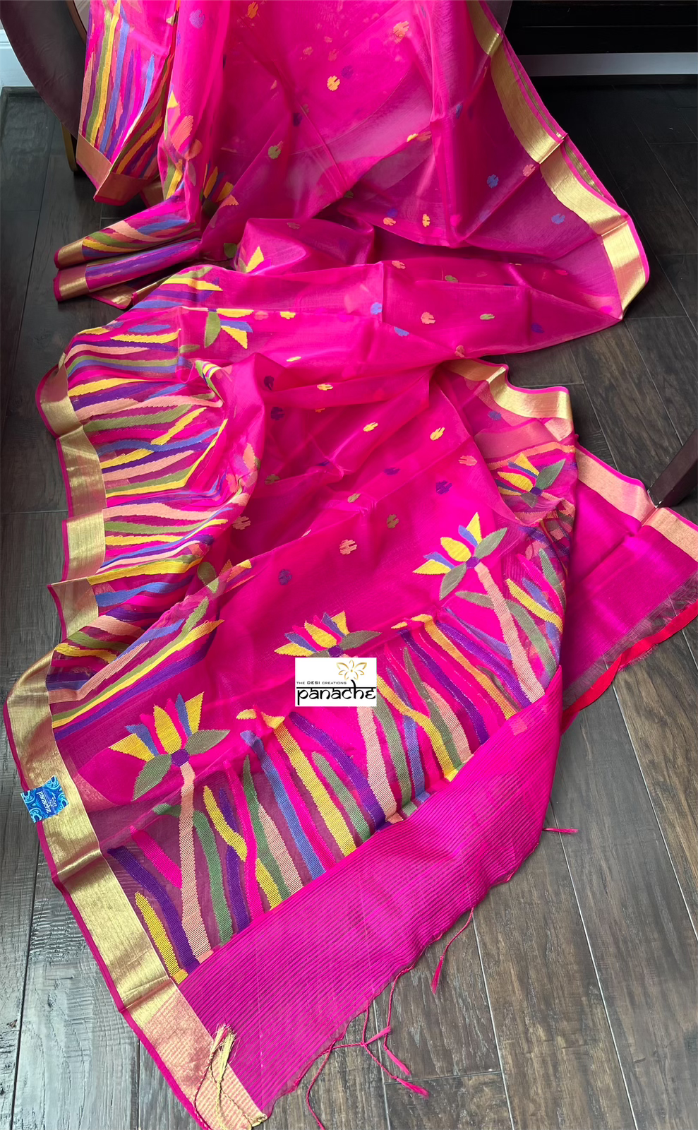 Muslin Jamdaani - Magenta Pink Golden Zari