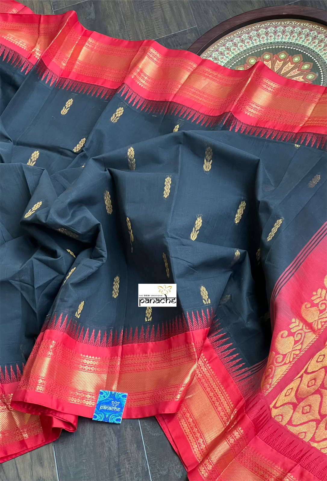 Cotton Gadwal - Black Red
