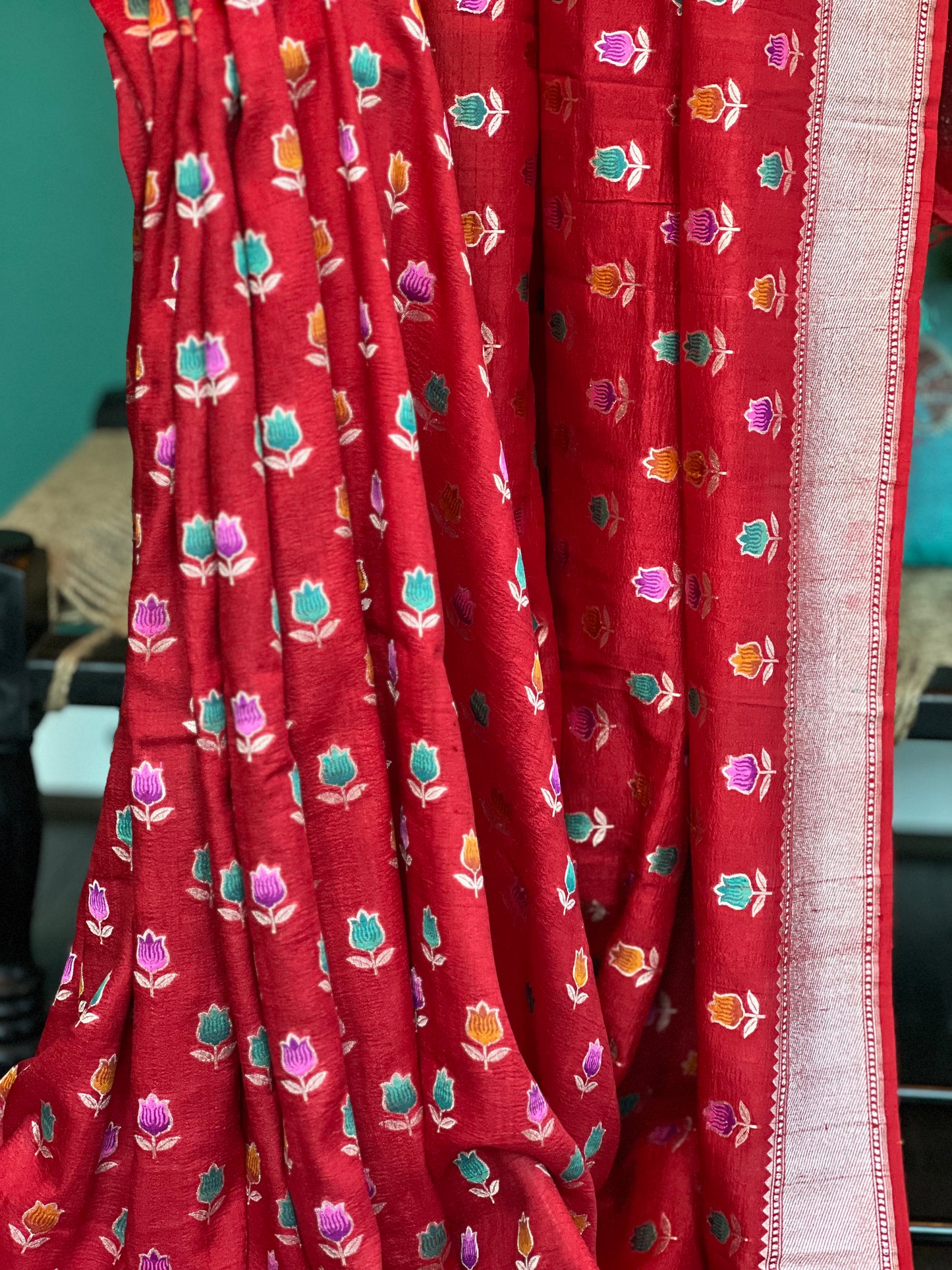 Tussar Georgette Banarasi - Red Mogra Tilfi