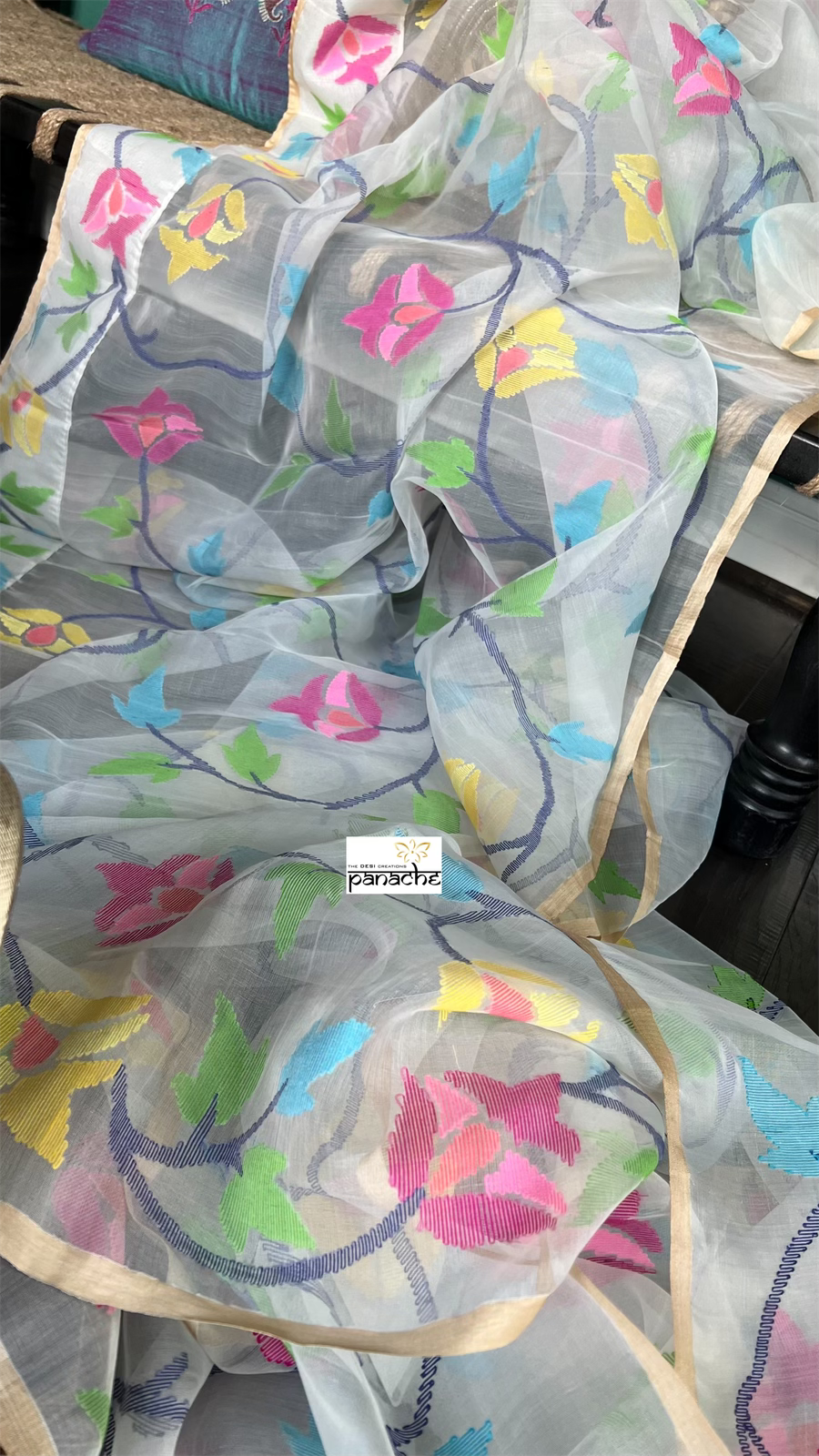 Muslin Tantuj Jamdaani- Off-White Jangla