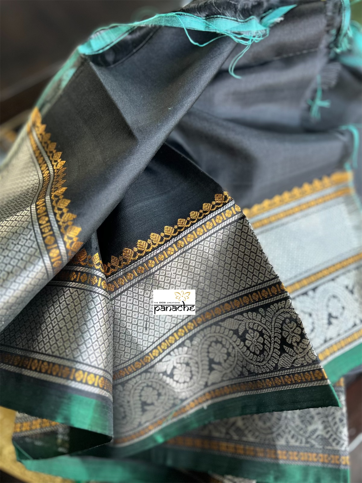 Pure Silk Gadwal - Turquoise Black