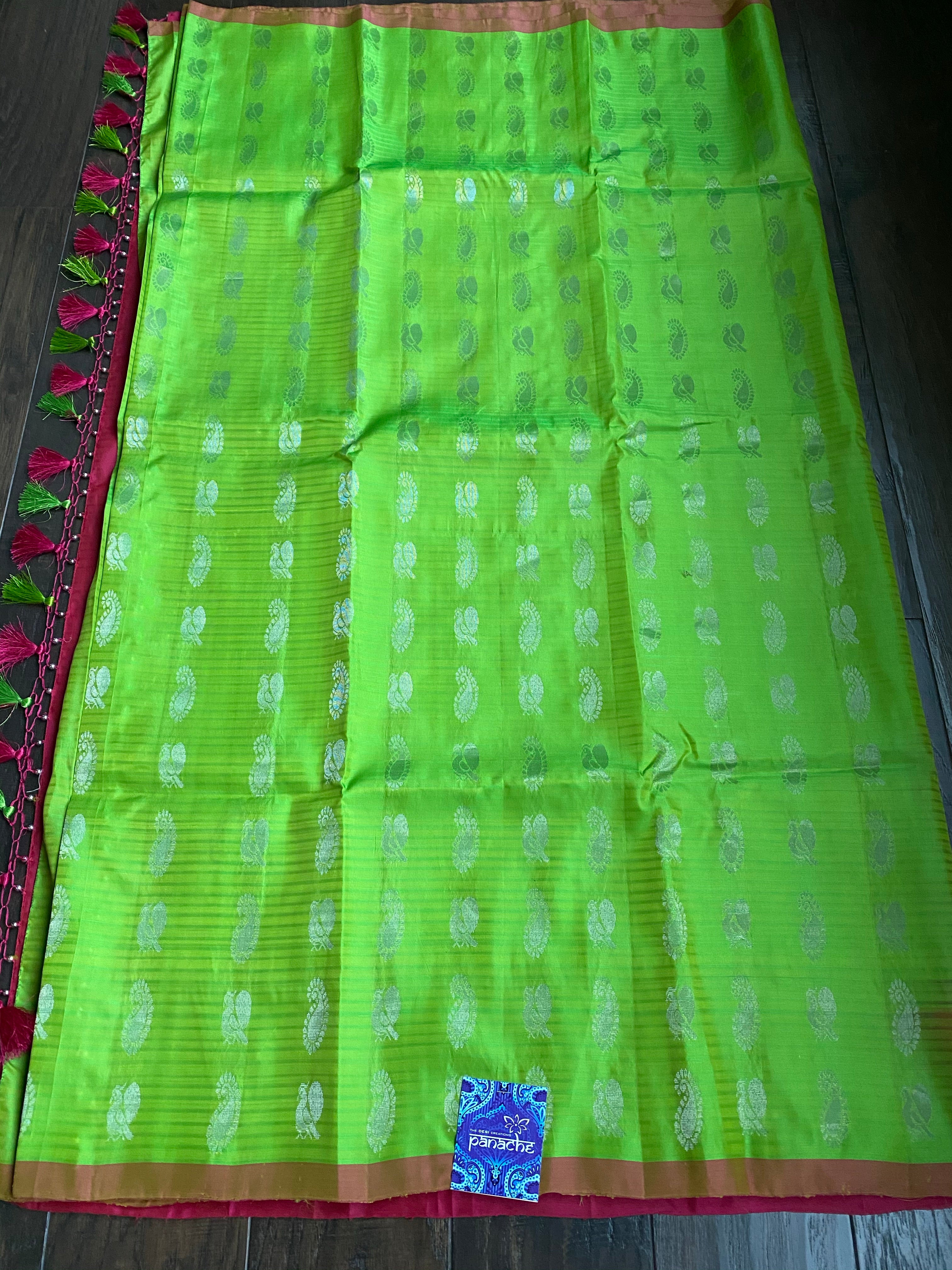 Silk Kanjivaram - Parrot Green Silver Zari