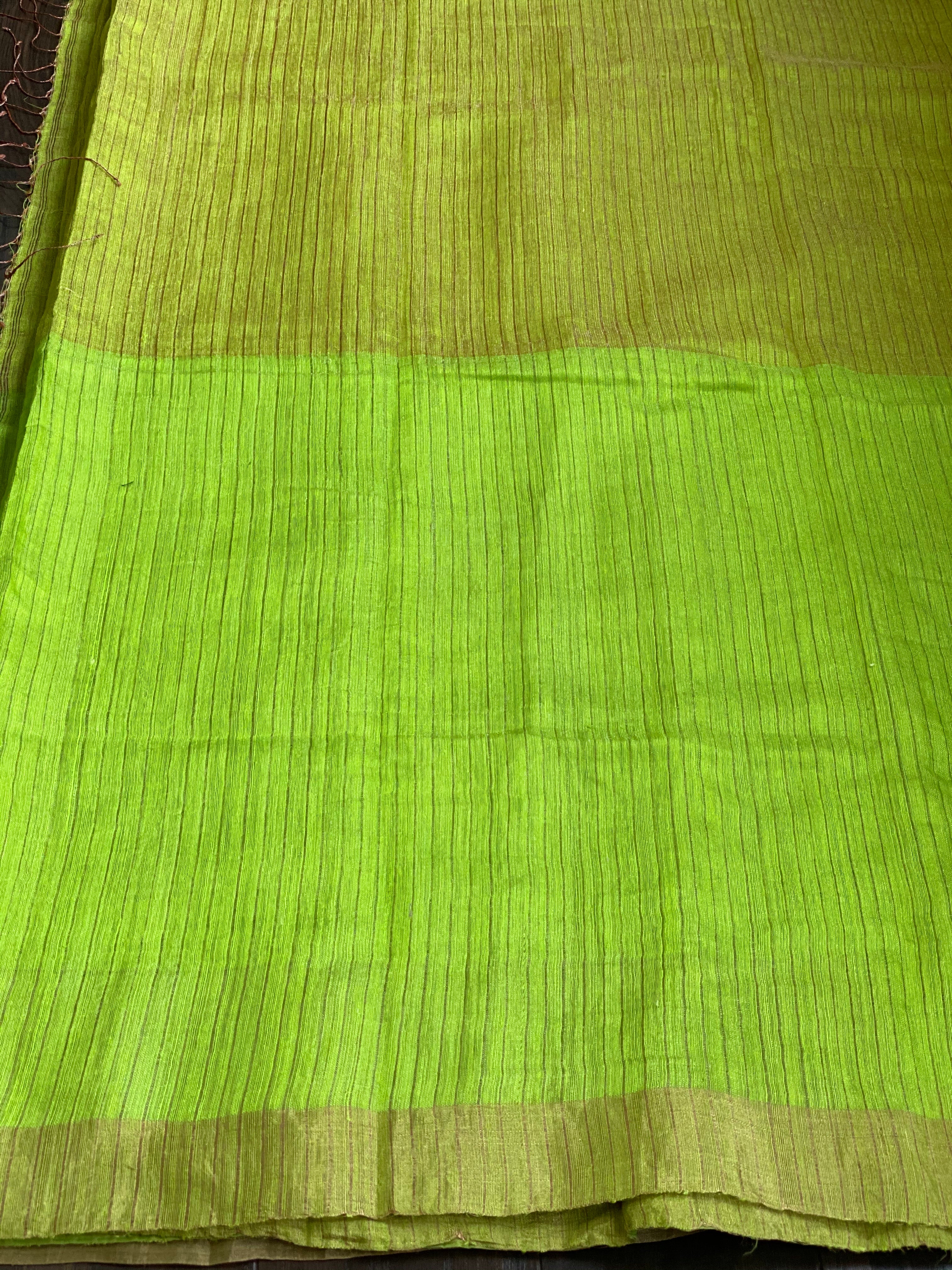 Matka Silk - Green Zari Woven