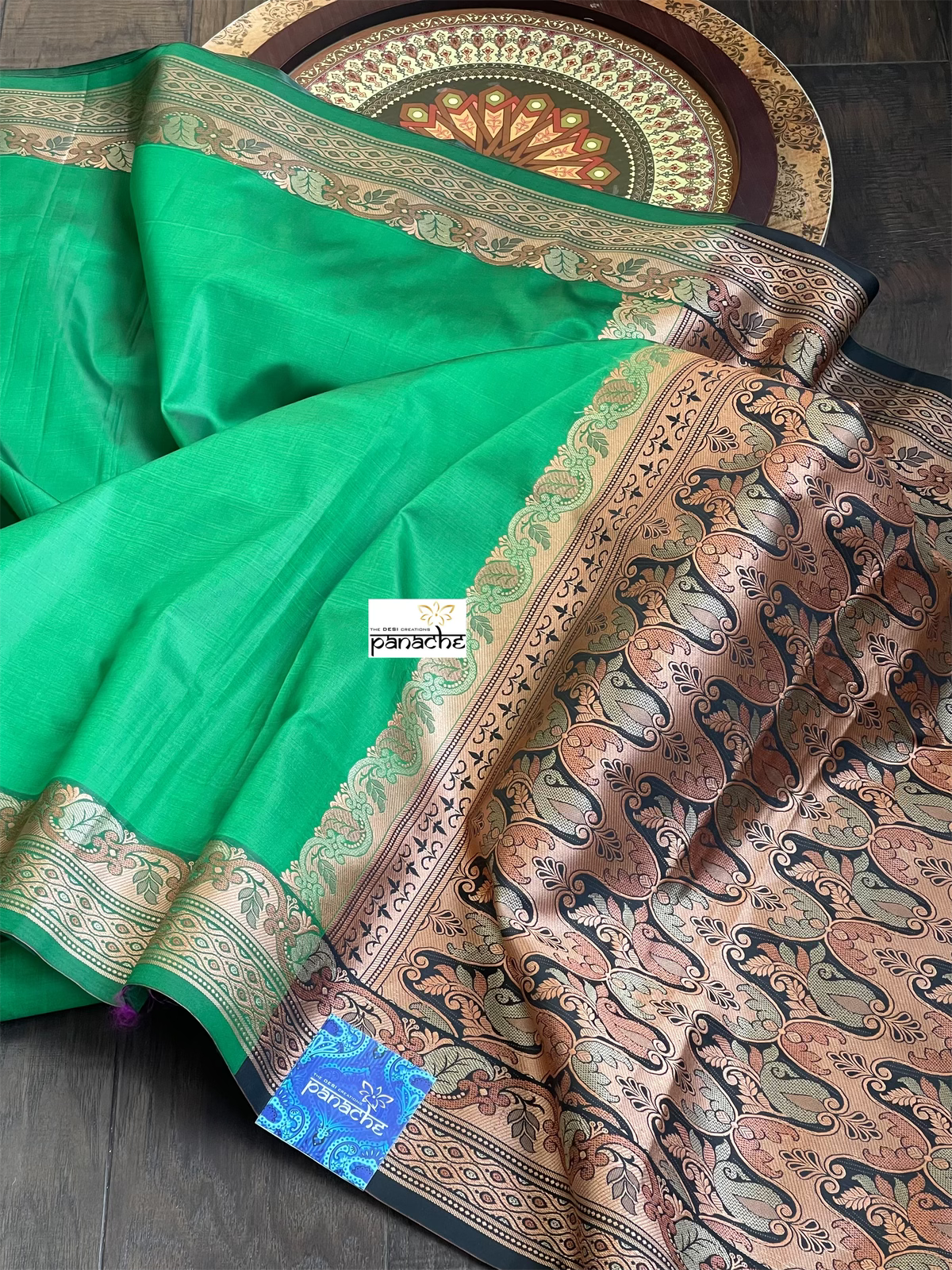Soft Silk Woven - Green Black