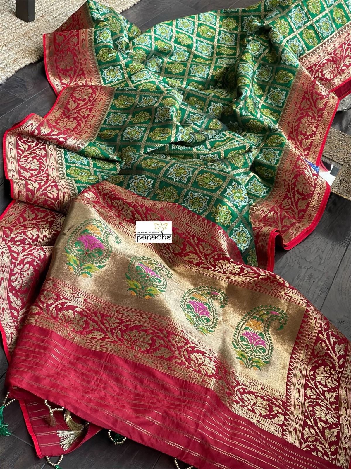 Soft Silk Banarasi - Green Red Woven