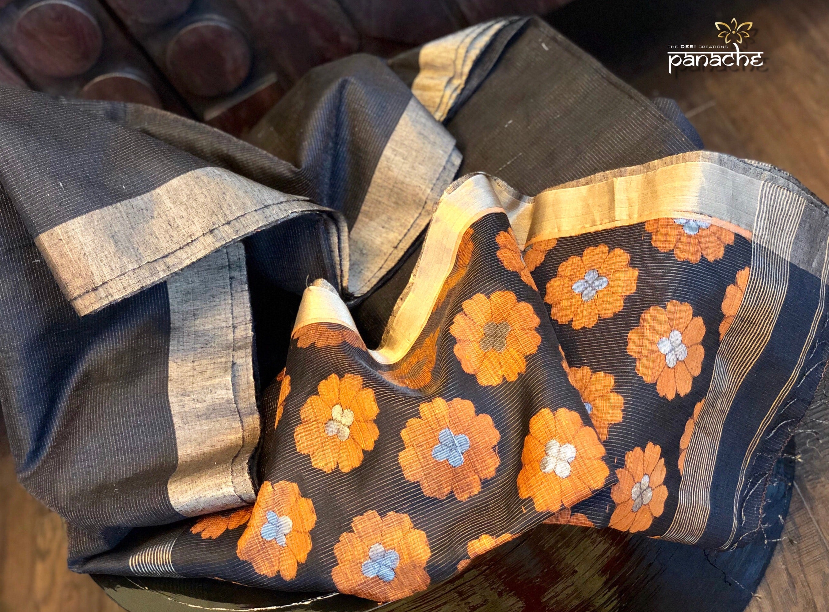 Matka Silk - Black Zari checks Woven Palllu