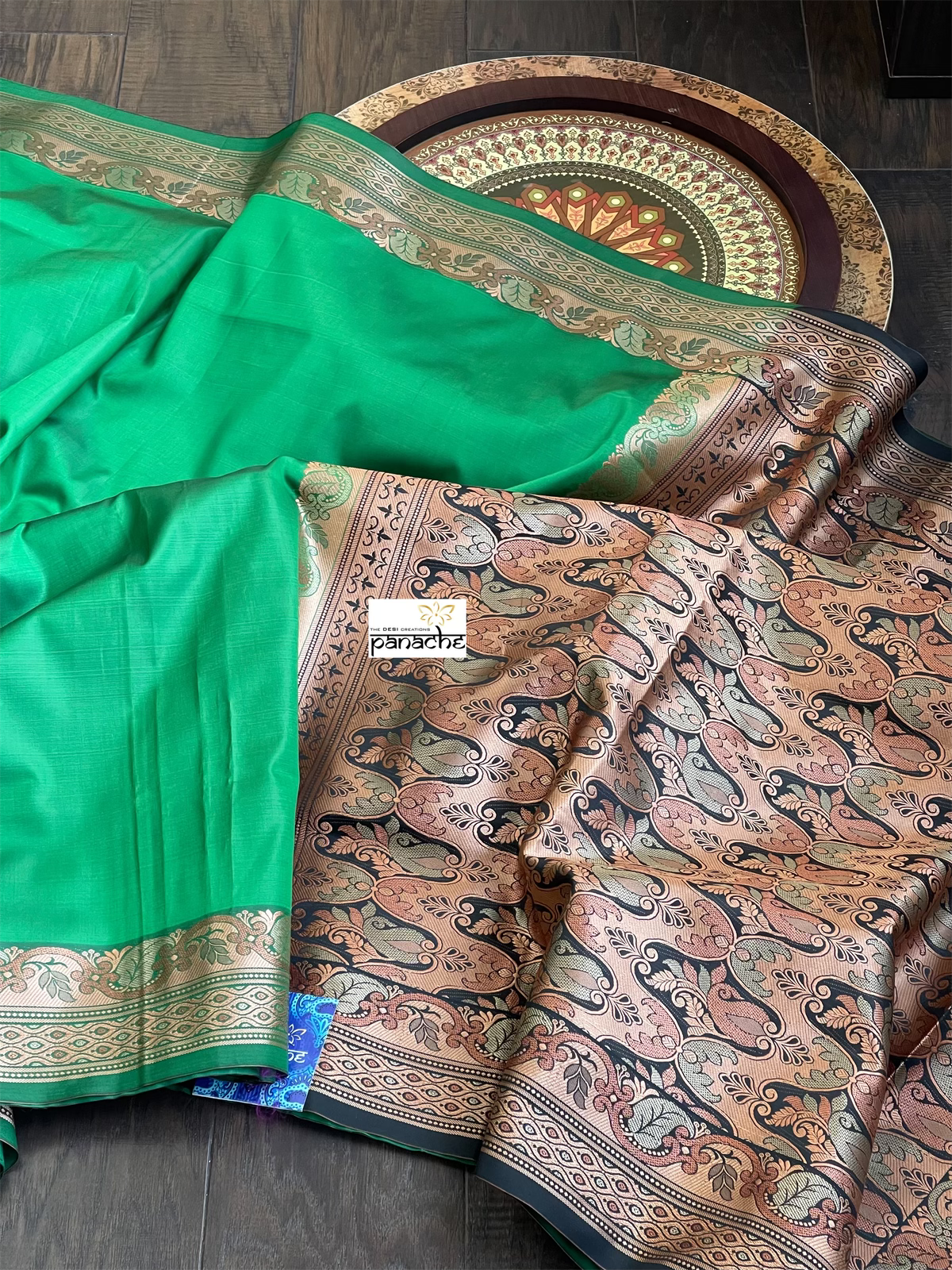 Soft Silk Woven - Green Black