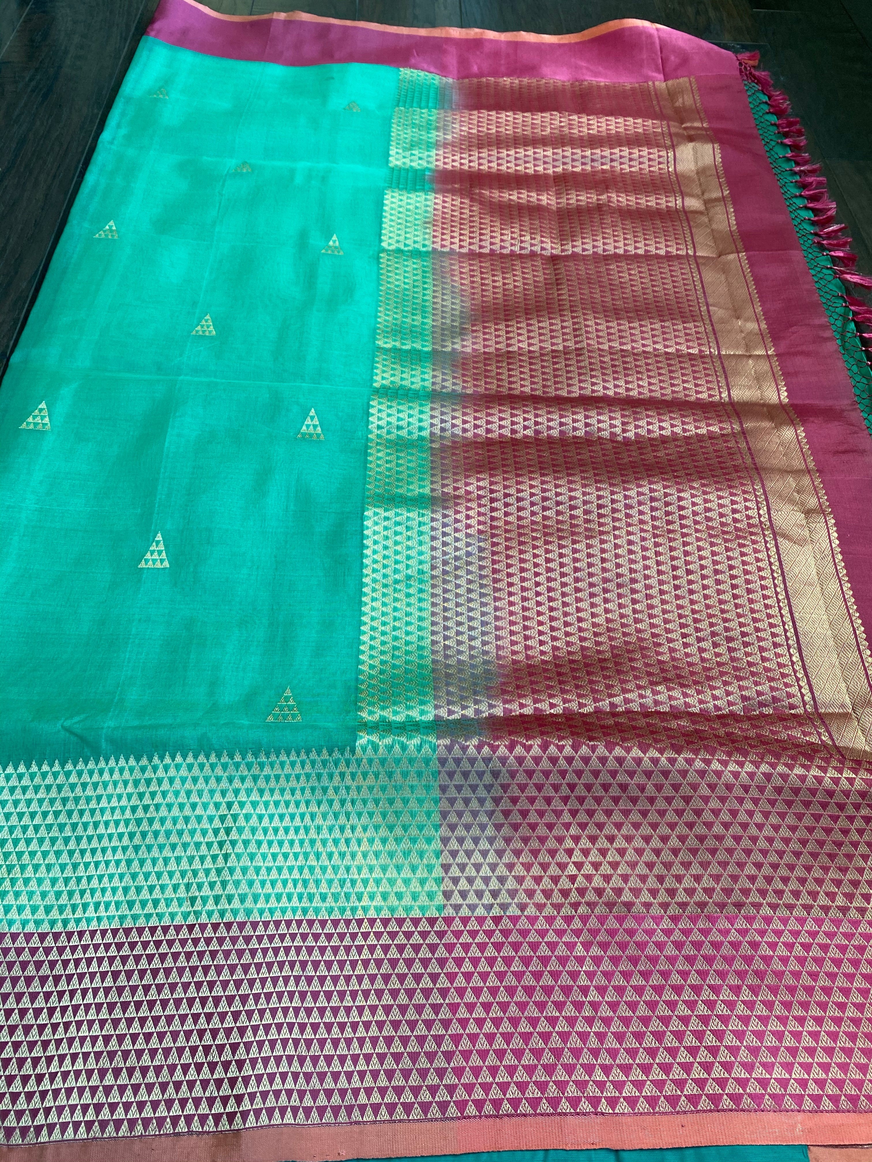Kora Silk Banarasi - Green Magenta