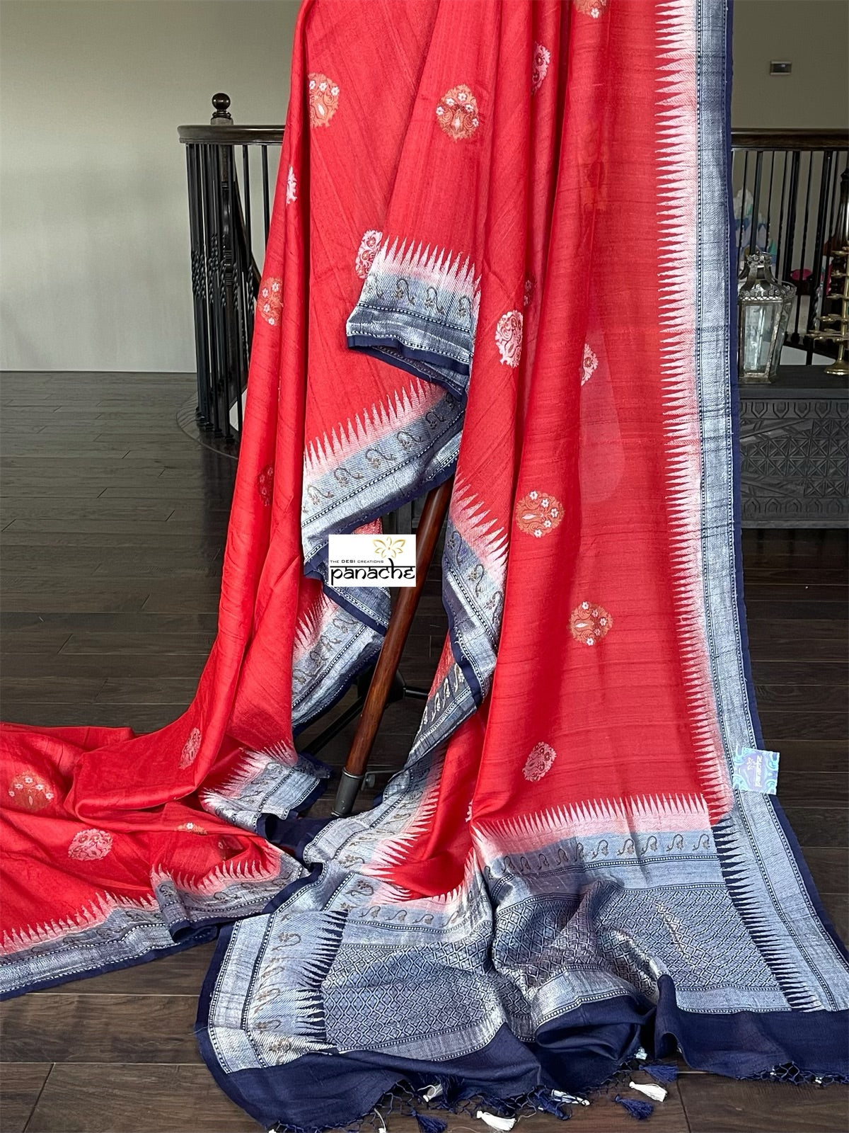 Tussar Georgette Banarasi - Red Navy Blue Kadwa