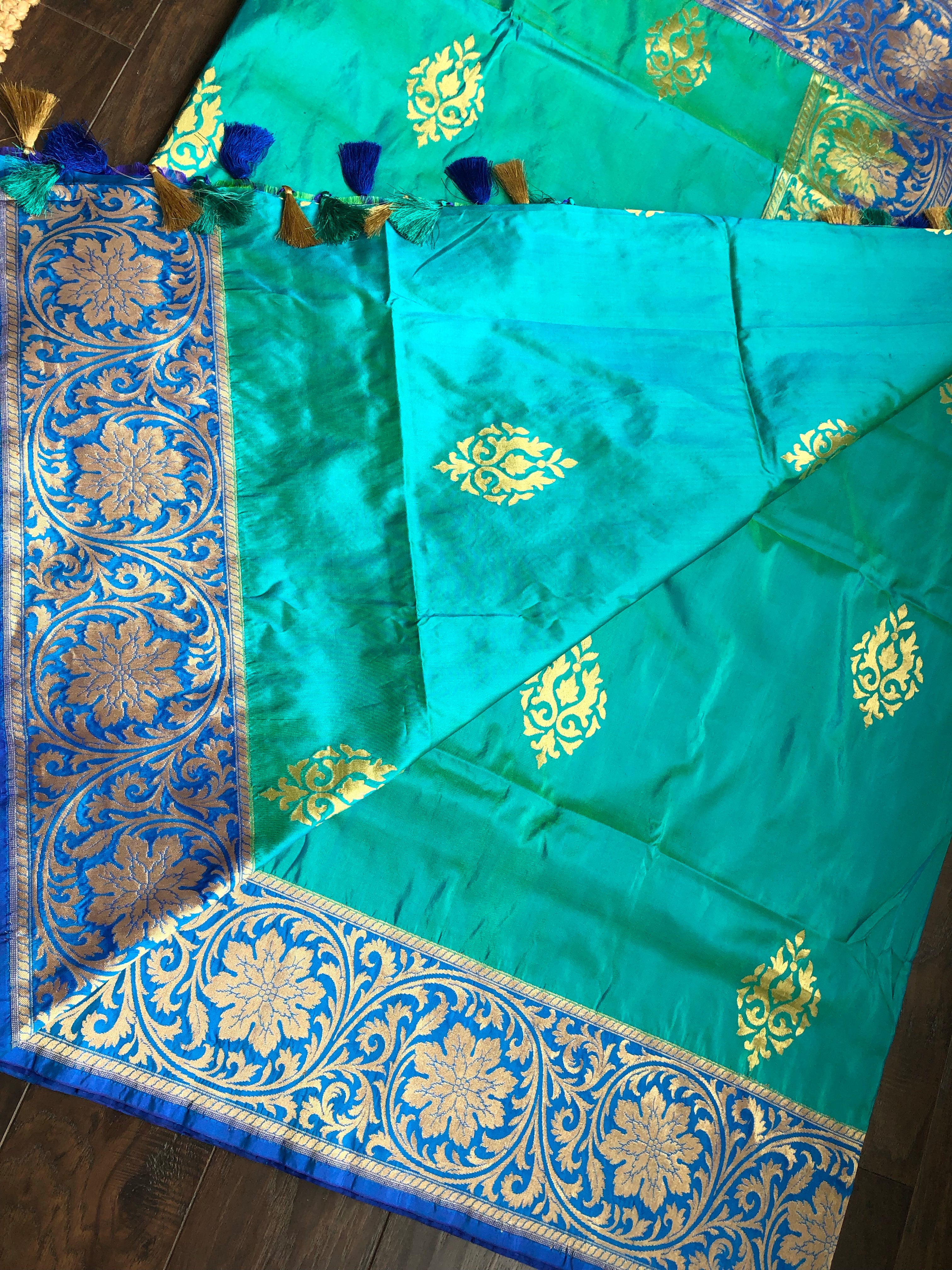 Pure Silk Banarasi - Sea Green Dual Shaded