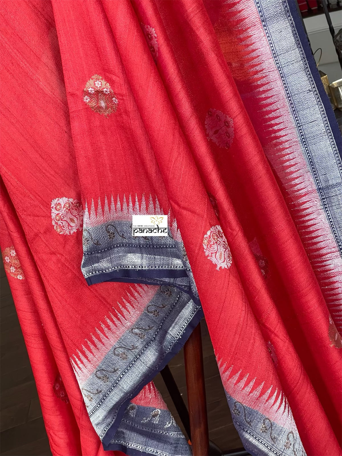 Tussar Georgette Banarasi - Red Navy Blue Kadwa