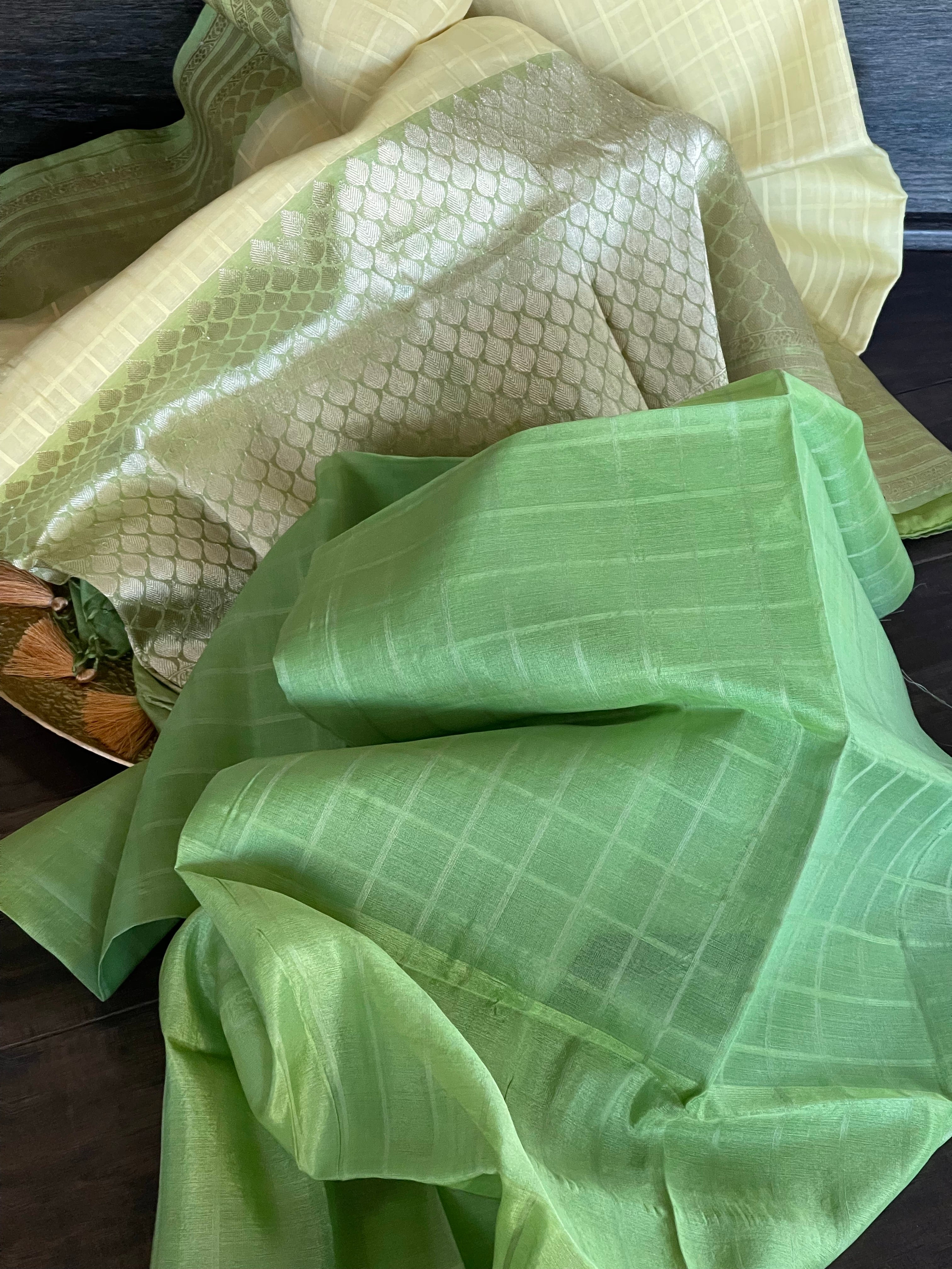 Organza Silk Banarasi - Light Lemon Yellow Green Kadwa woven