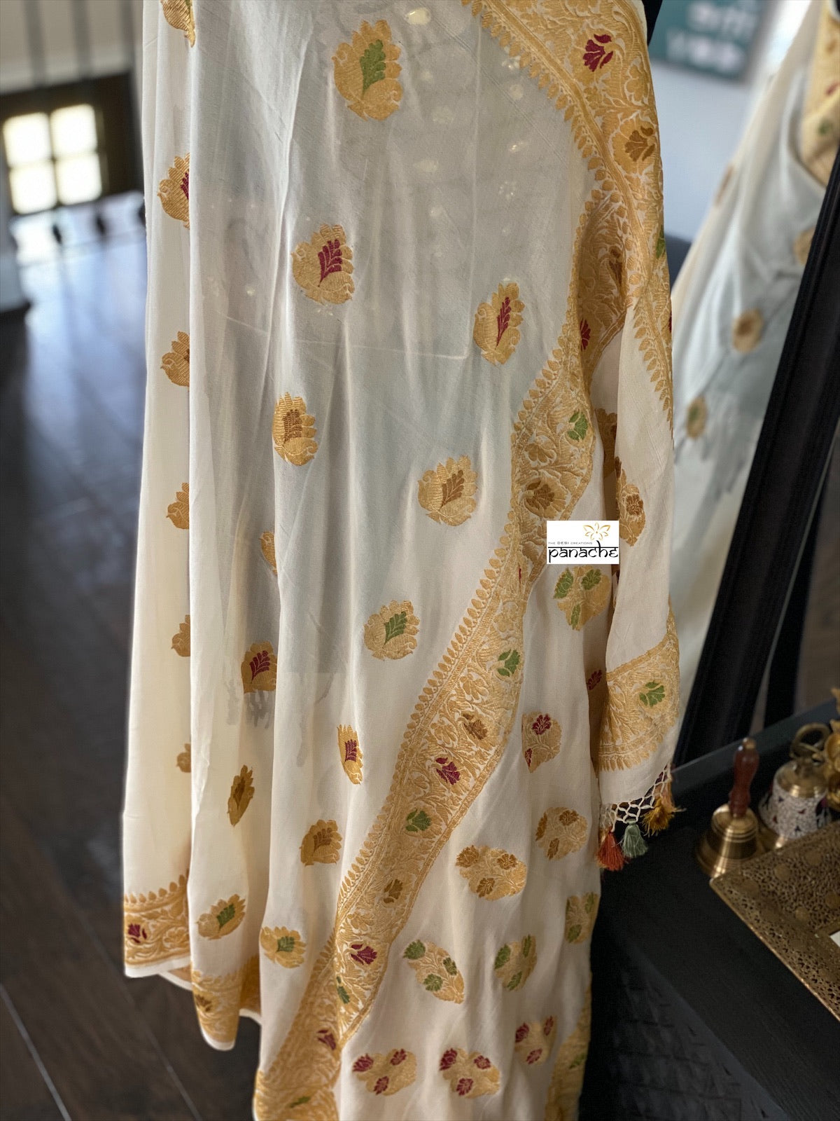 Khaddi Georgette Banarasi - Beige Meenakari
