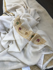 Khaddi Georgette Banarasi - Beige Meenakari