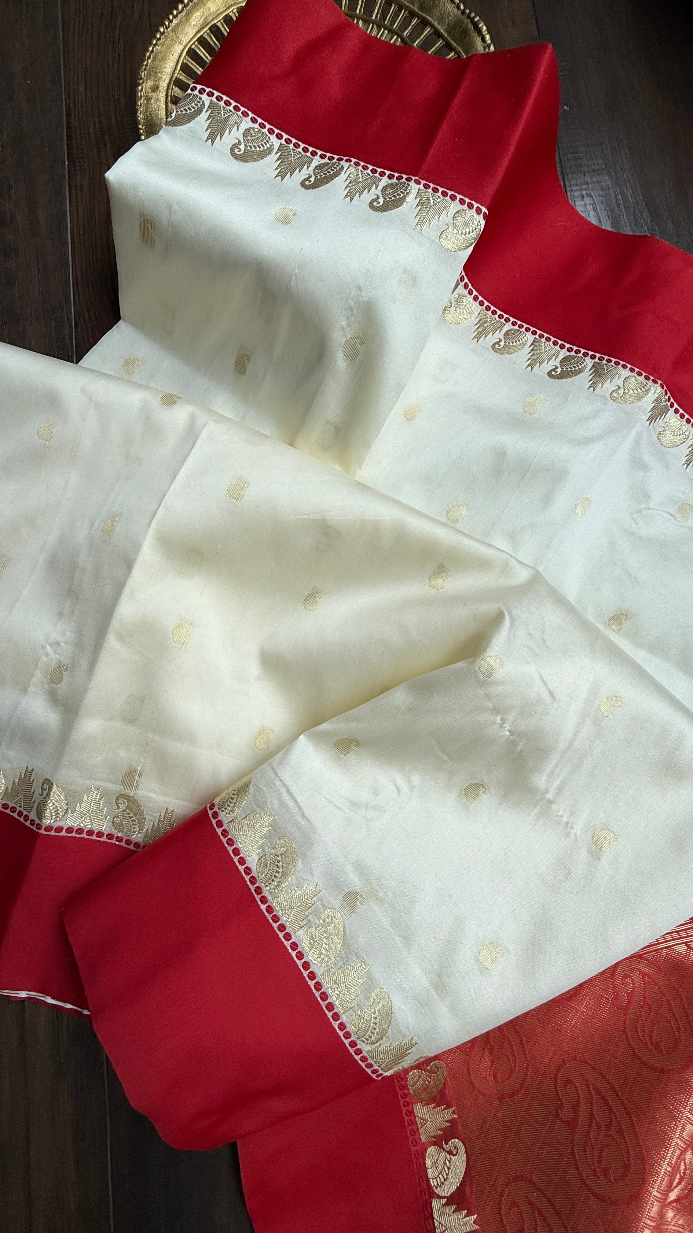 Soft Silk Garad - Off-White Red 1
