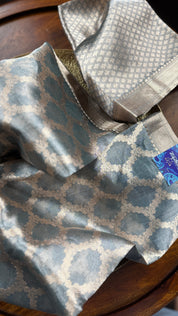 Pure Tissue by Tissue Silk Jaal Banarasi - Grey Kadhua