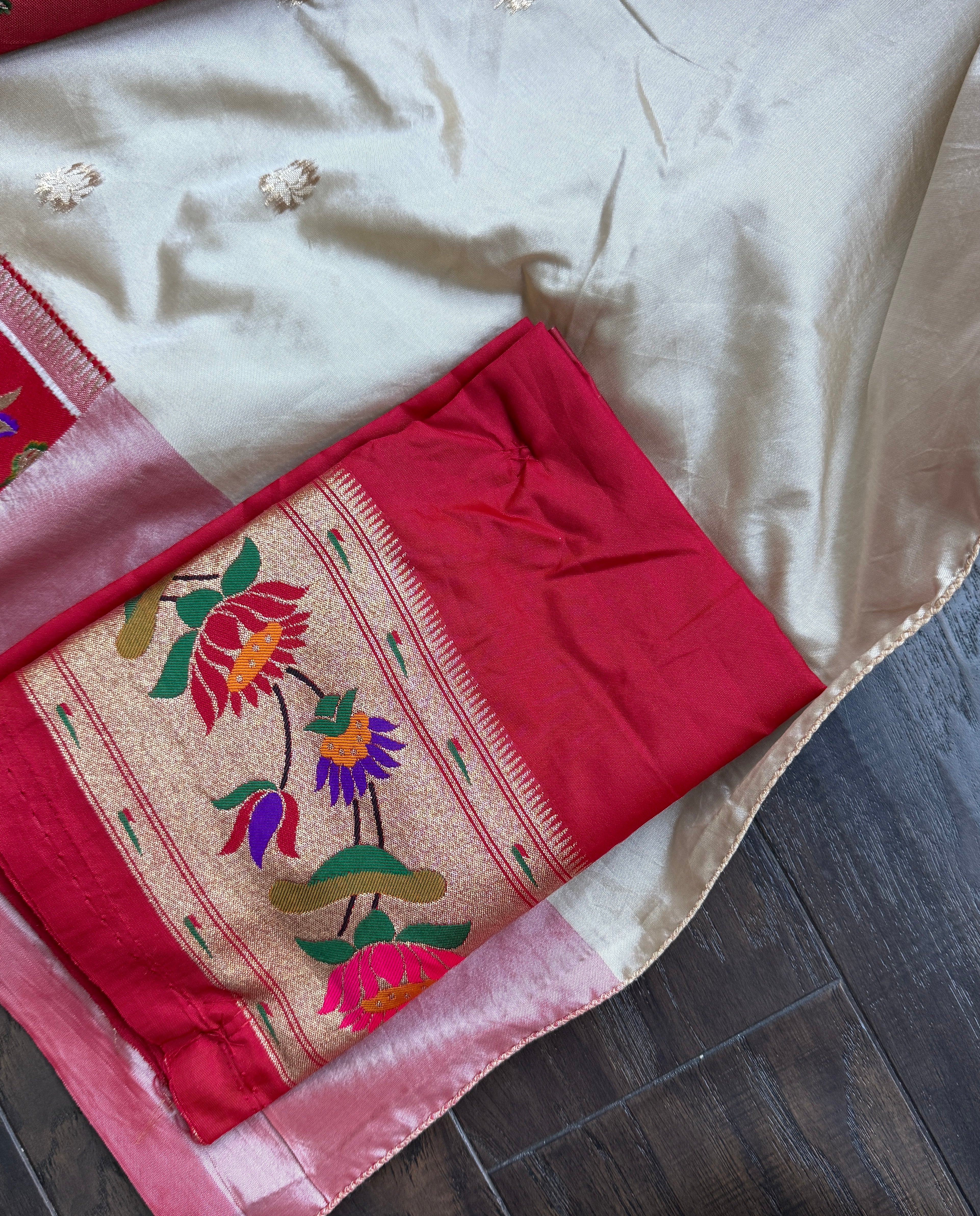 Pure Silk Paithani Single Munia - Cream Red Woven