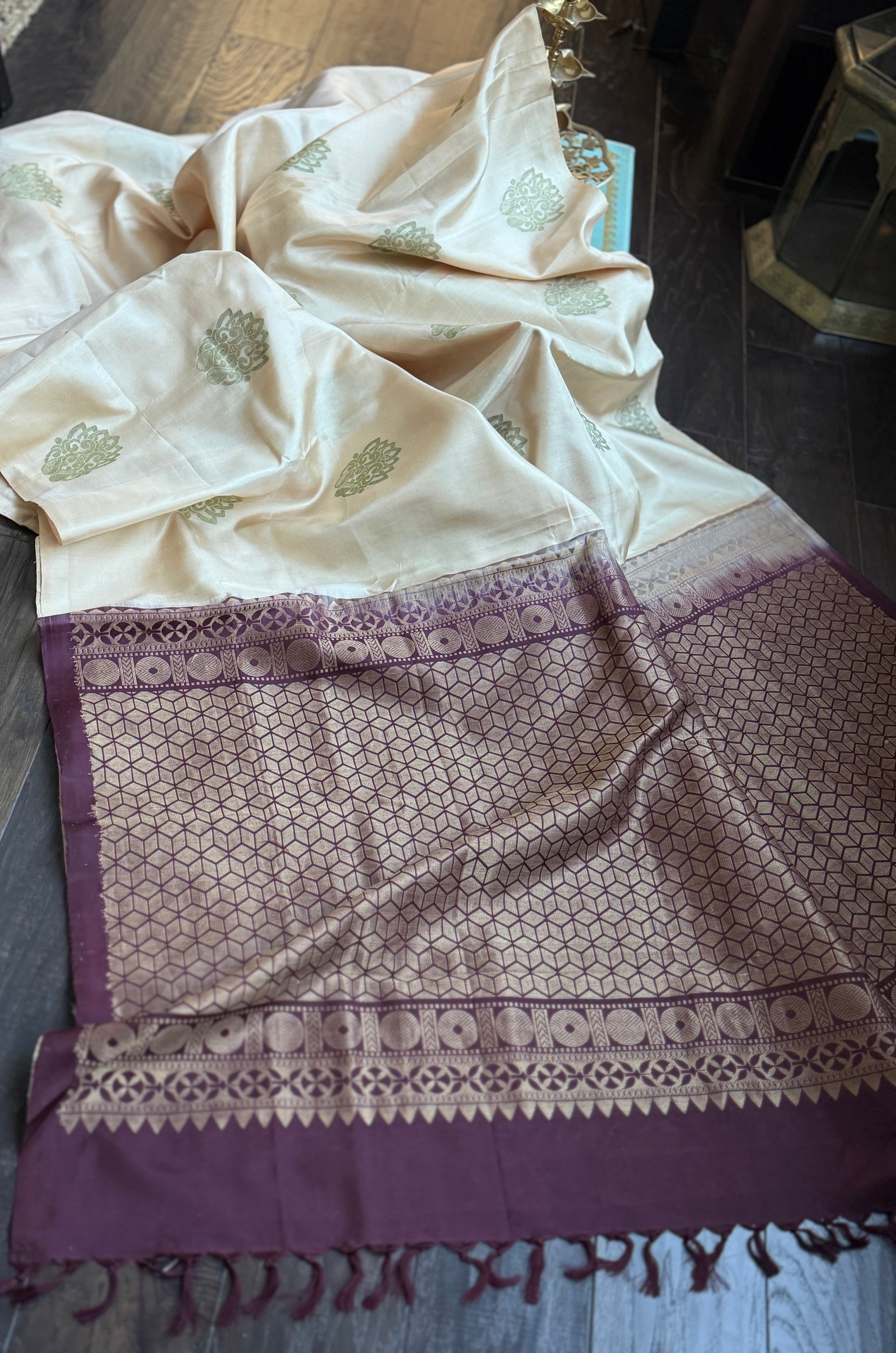 Pure Silk Kanjivaram - Light Cream Wine