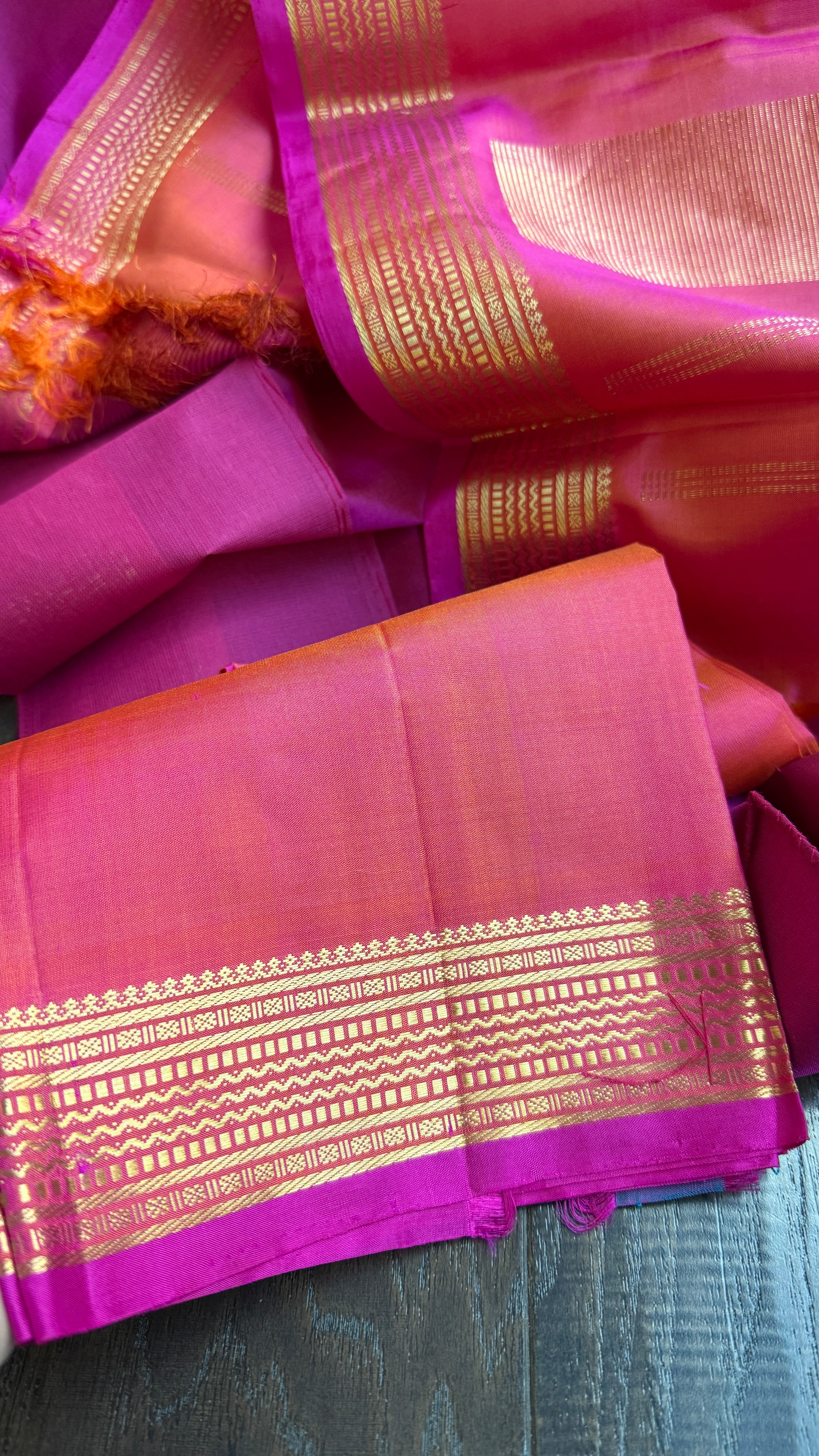 Pure Silk Kanjivaram 2 Gm Zari - Magenta Gold Zari