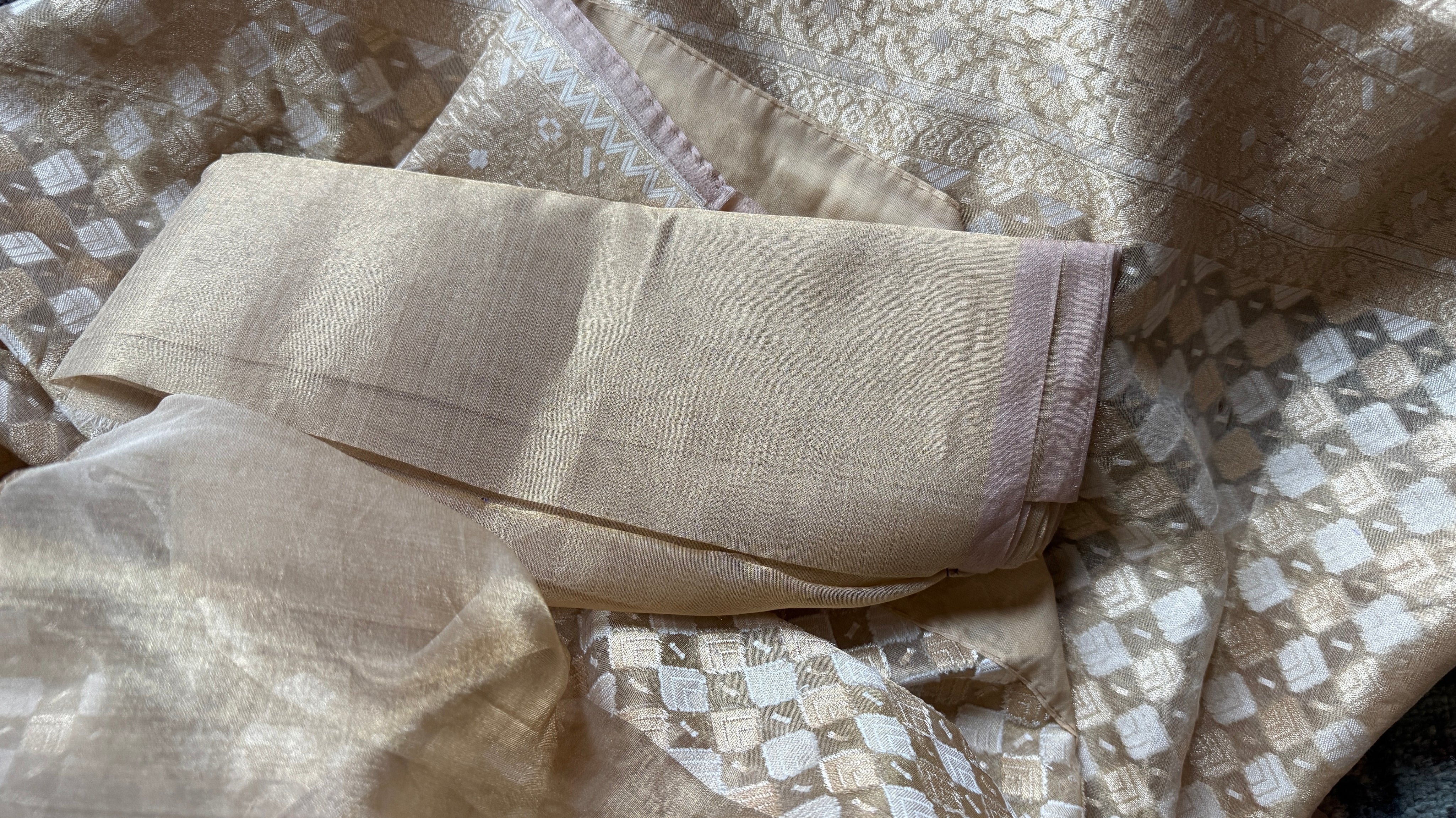 Pure Tissue Kora Silk Jamdaani Banarasi - Golden Beige Antique Zari