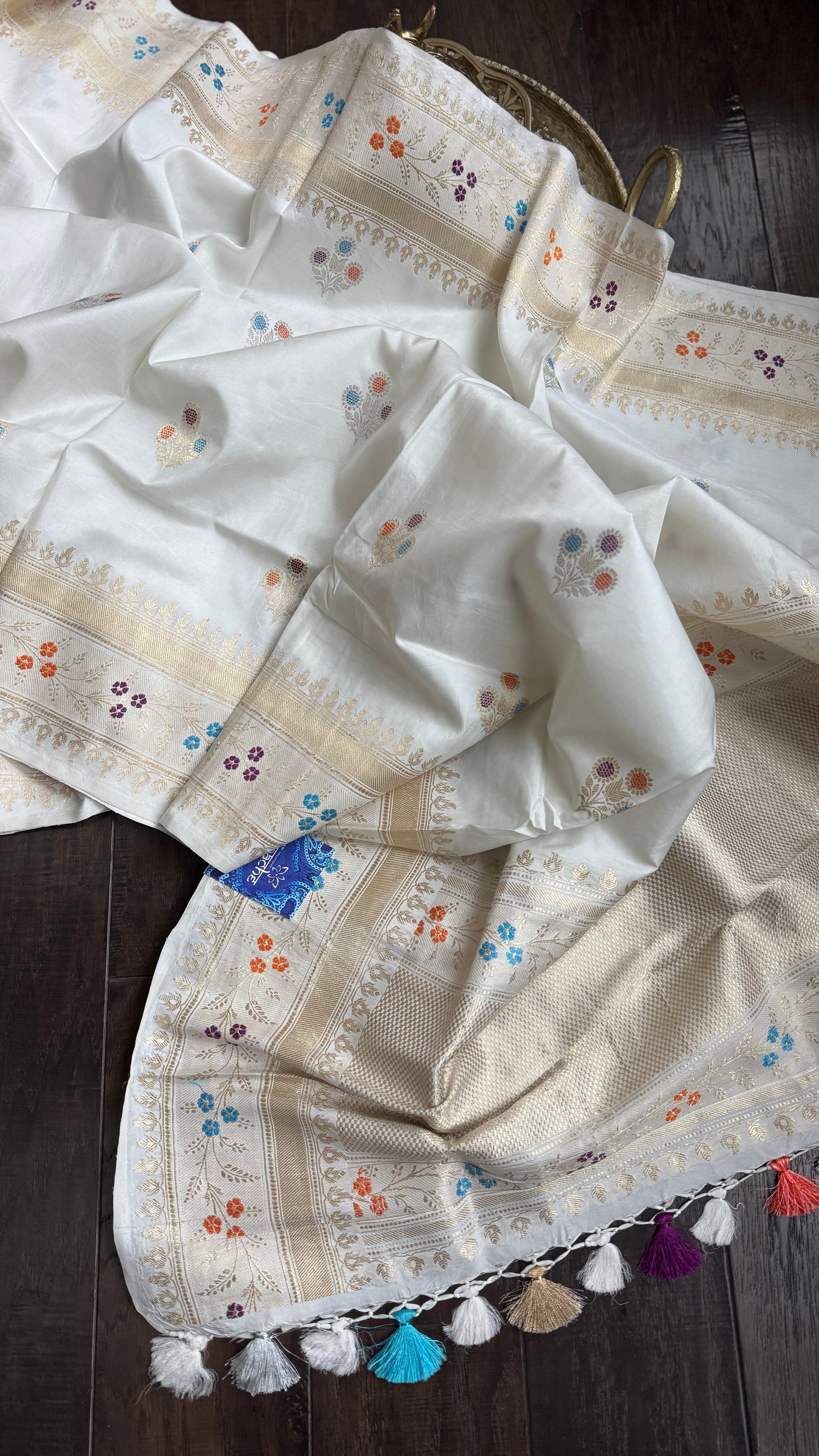 Pure Katan Silk Kadhua Banarasi - White antique Zari