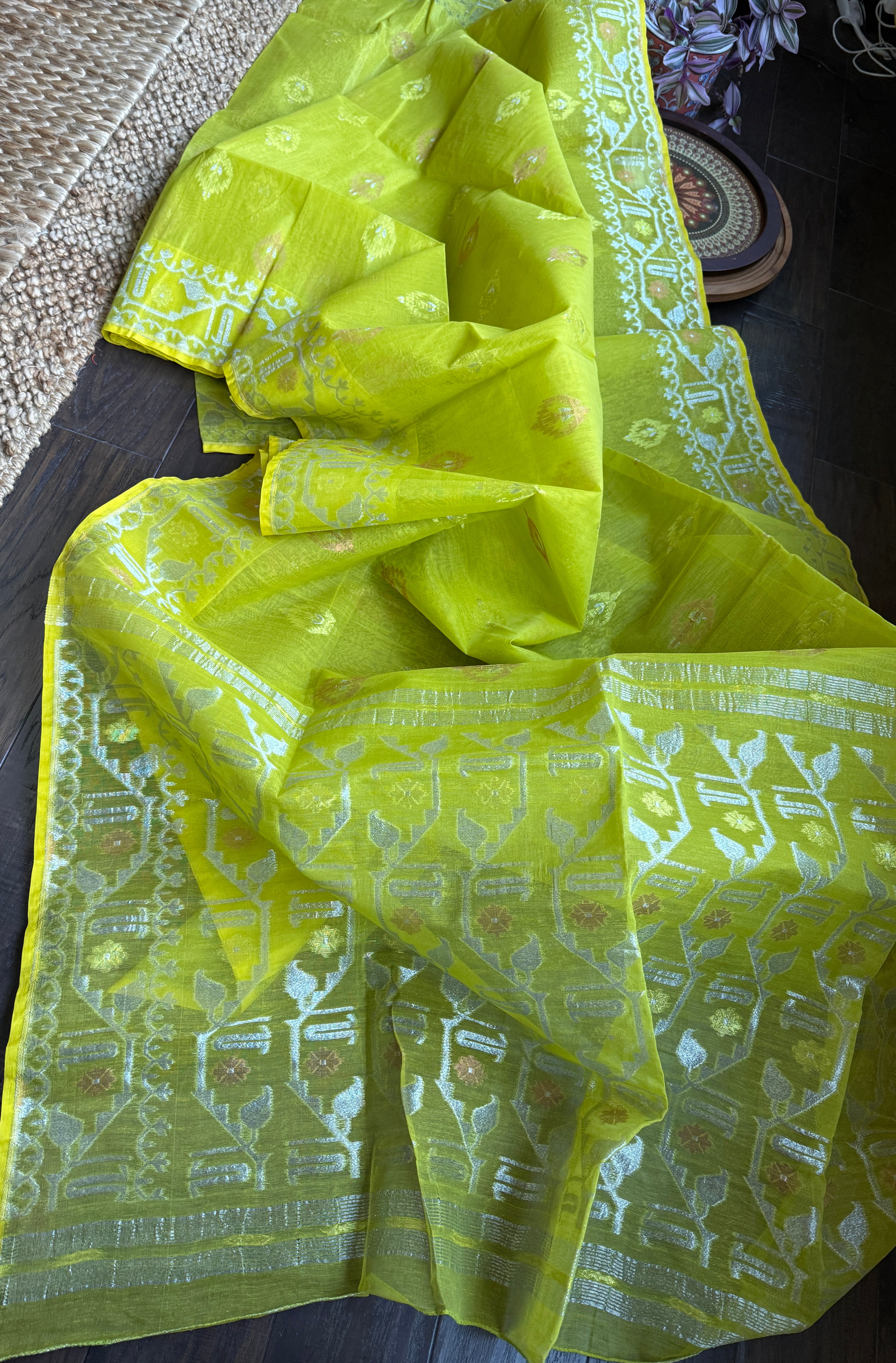 Dhakai Jamdani  - Lime Green Silver Zari  Woven