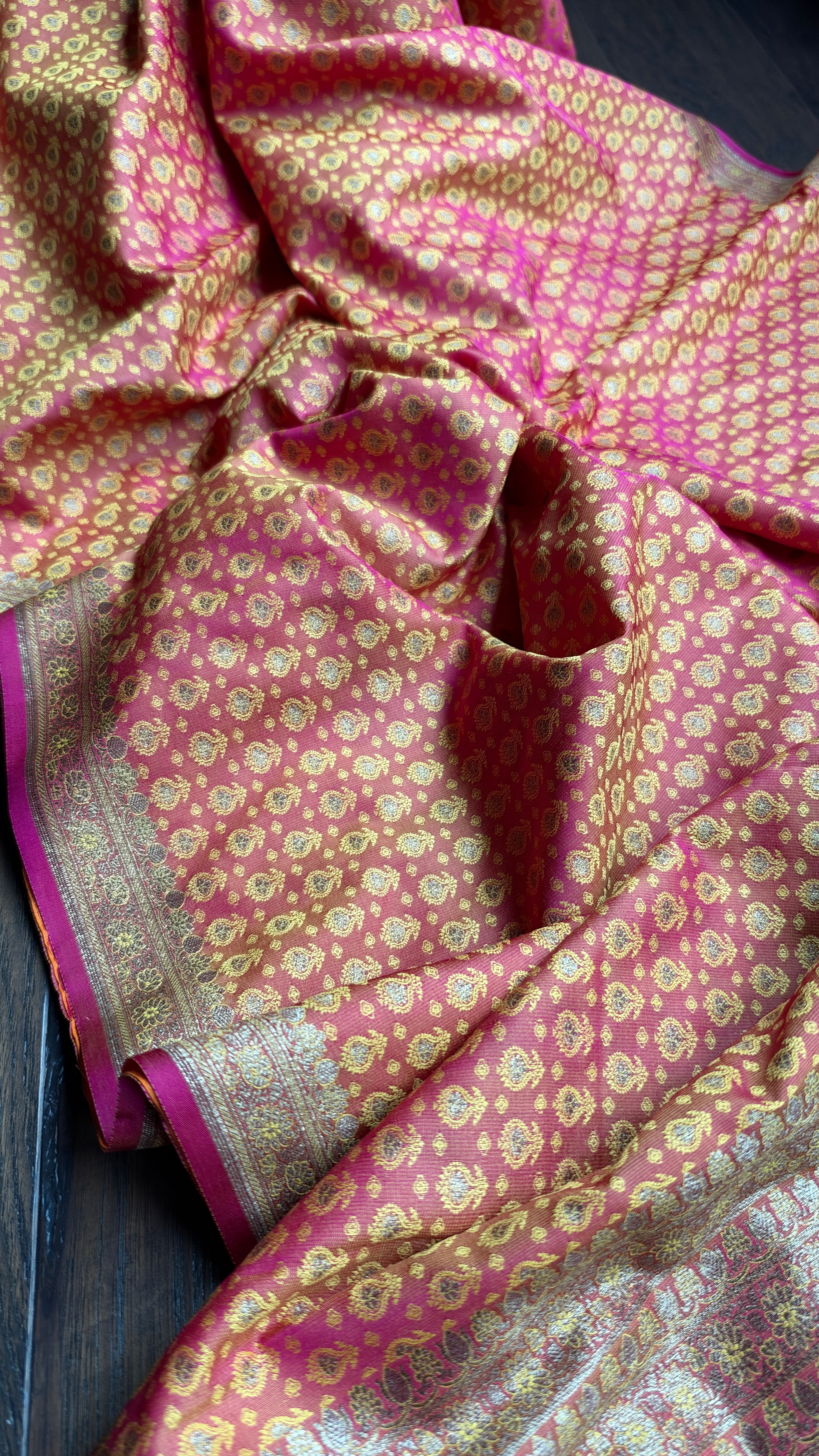 Soft Silk Banarasi - Pink yellow Dual Shaded Woven