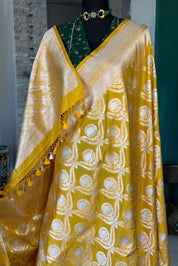 Pure Silk Katan Banarasi- Yellow Gold Zari