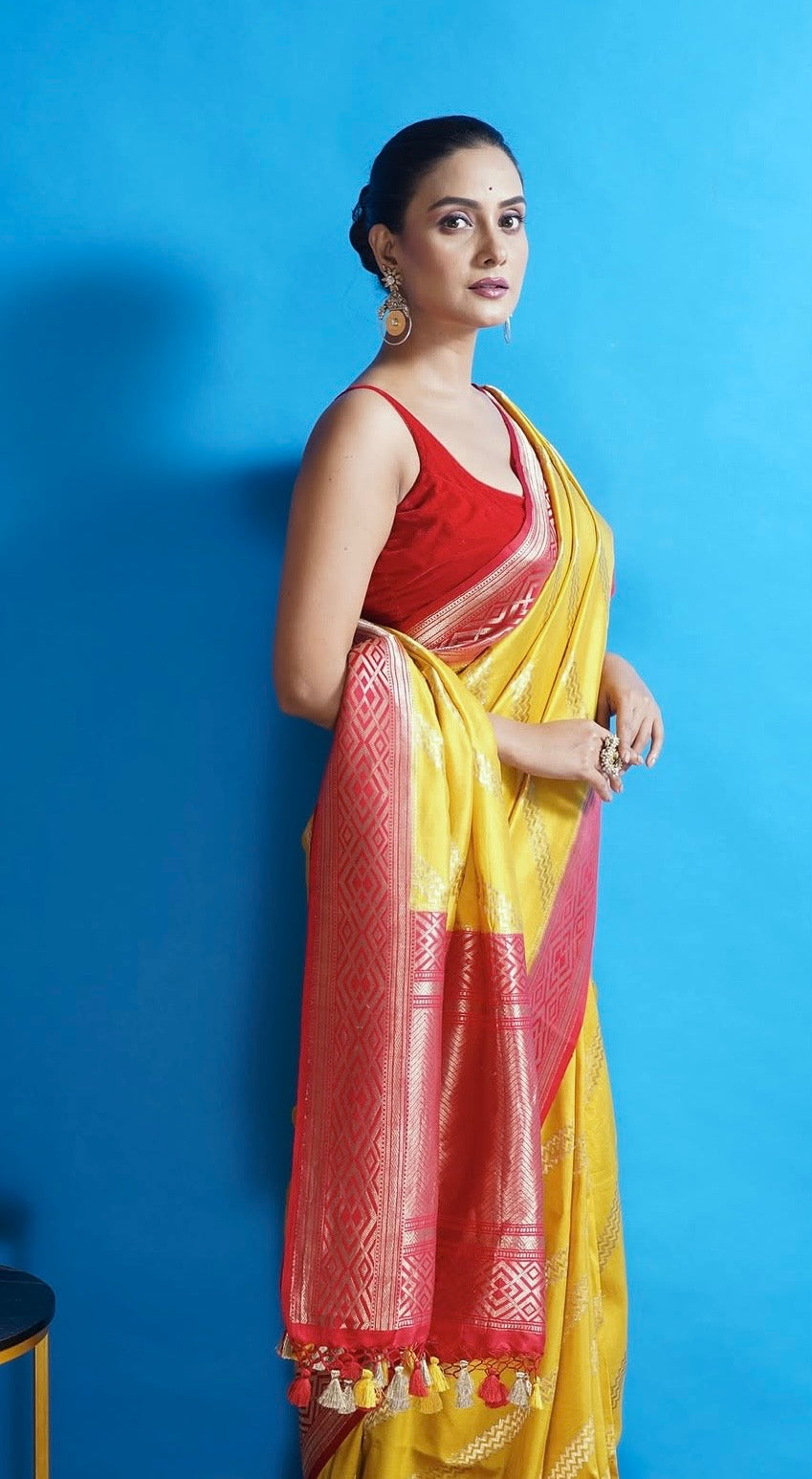 Pure Silk Katan Banarasi- Yellow Red Kadhua