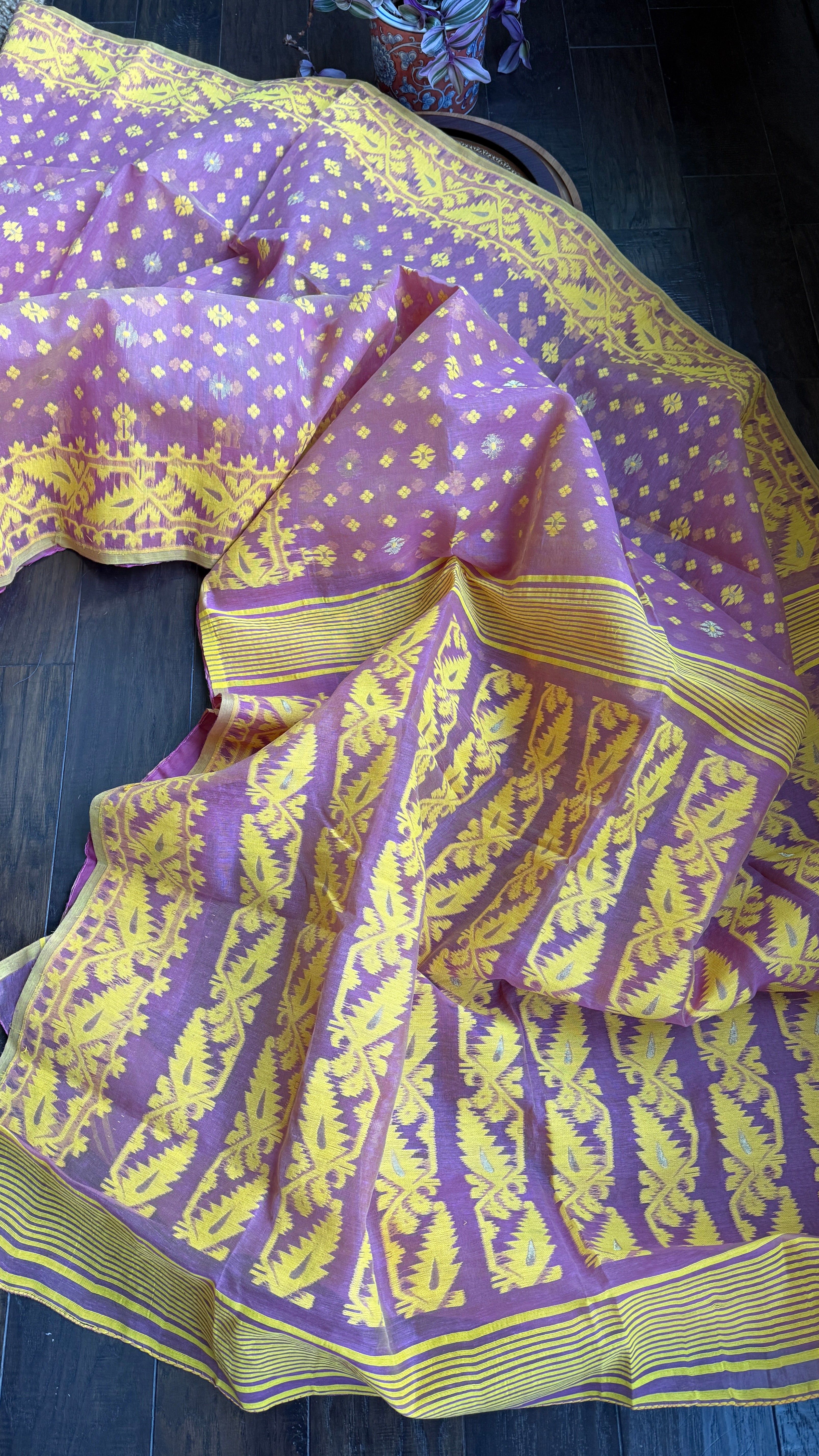 Dhakai Jamdani  - Light Pink Woven