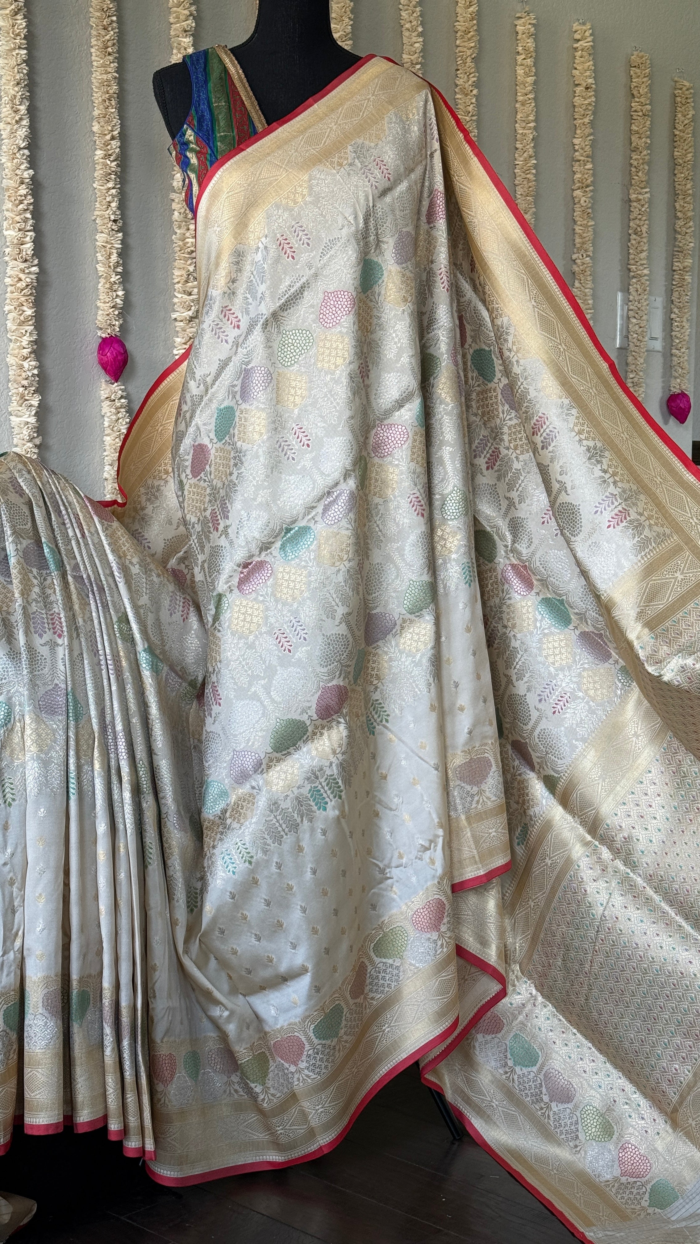 Soft Silk Banaras Brocade Saree - Beige