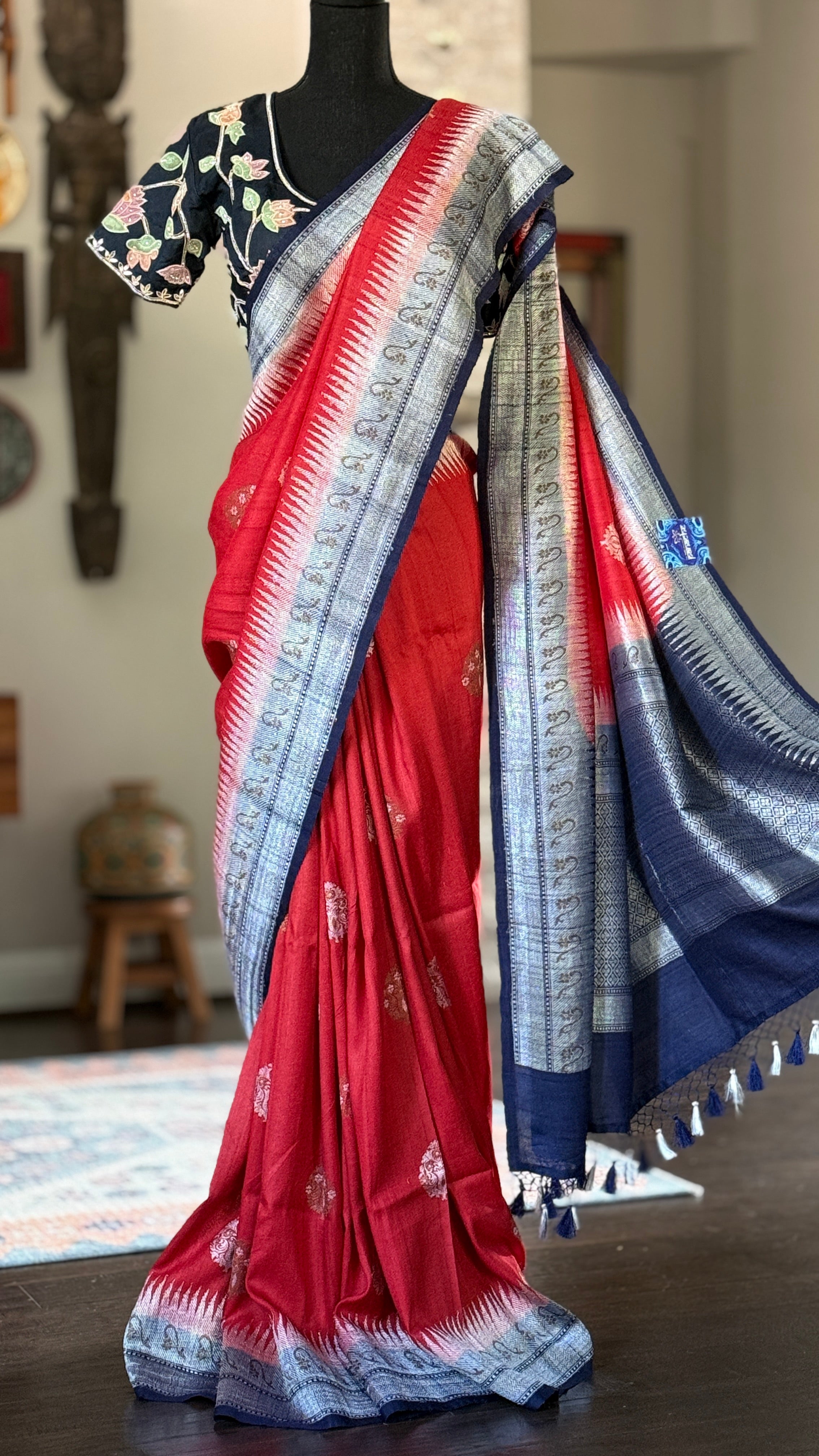 Tussar Georgette Banarasi - Red Navy Blue Kadwa