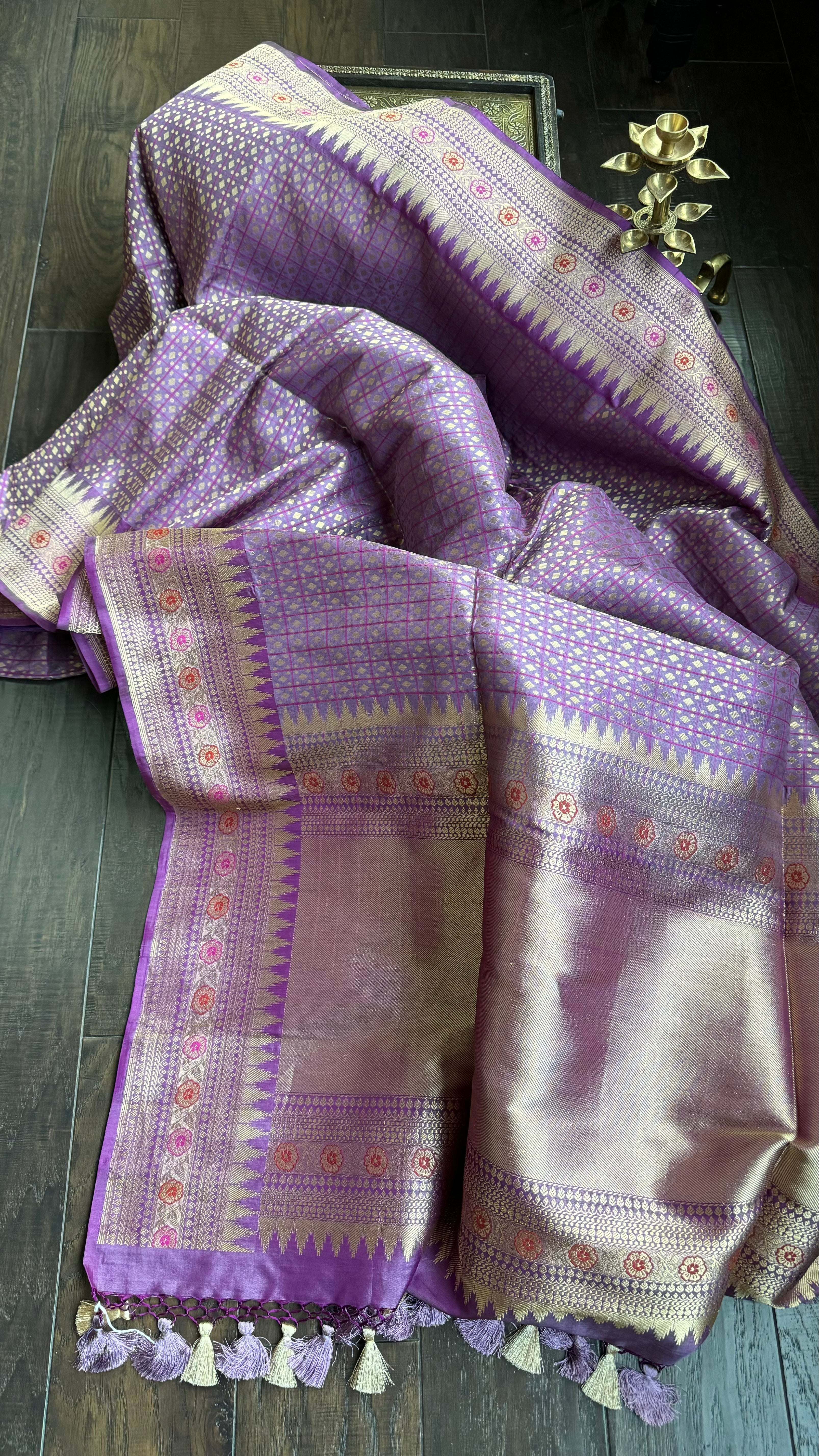 Pure Silk Brocade Banarasi - Purple Antique Zari Kadwa