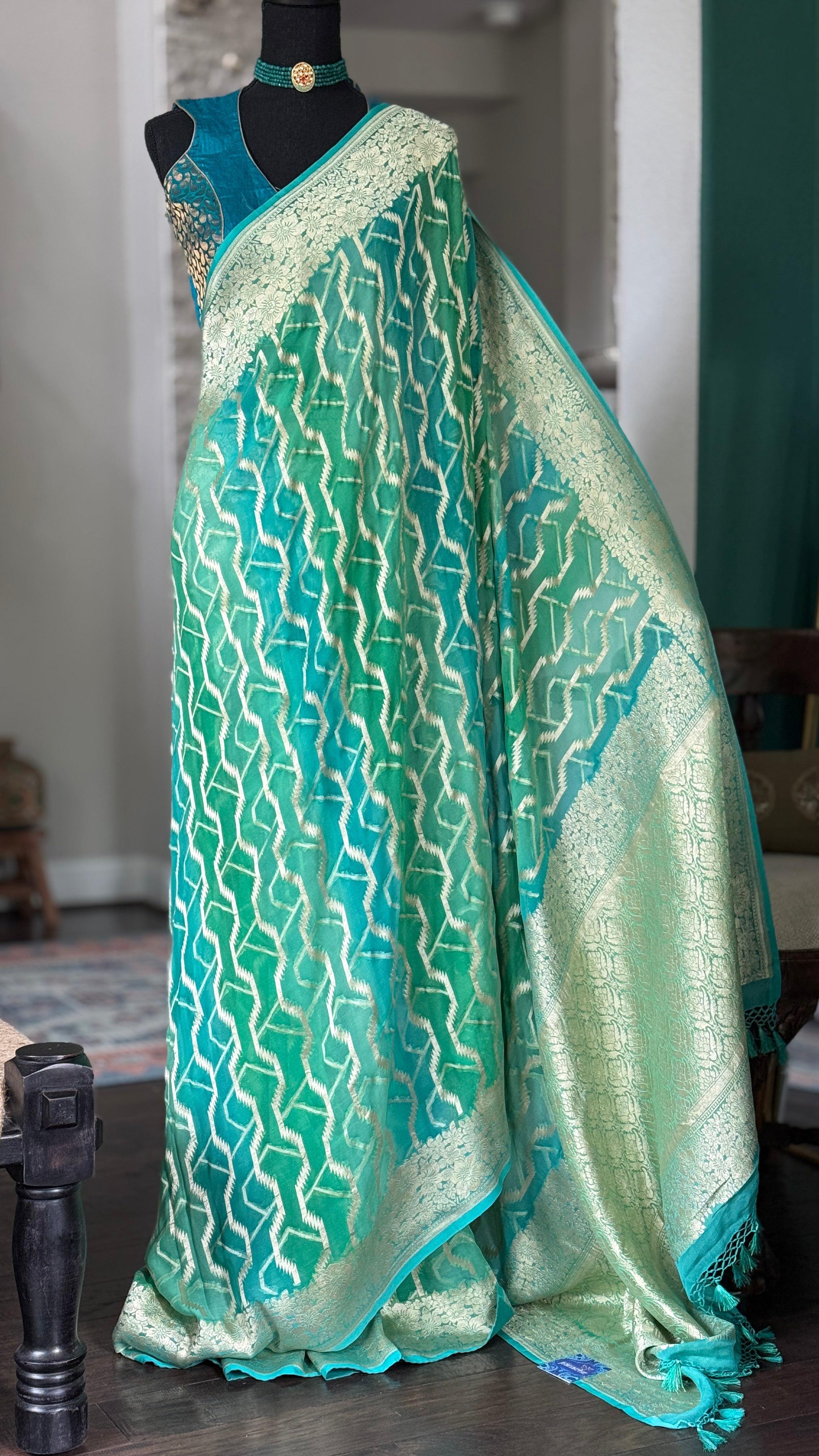 Khaddi Georgette Shaded Banarasi - Sea Green Mint